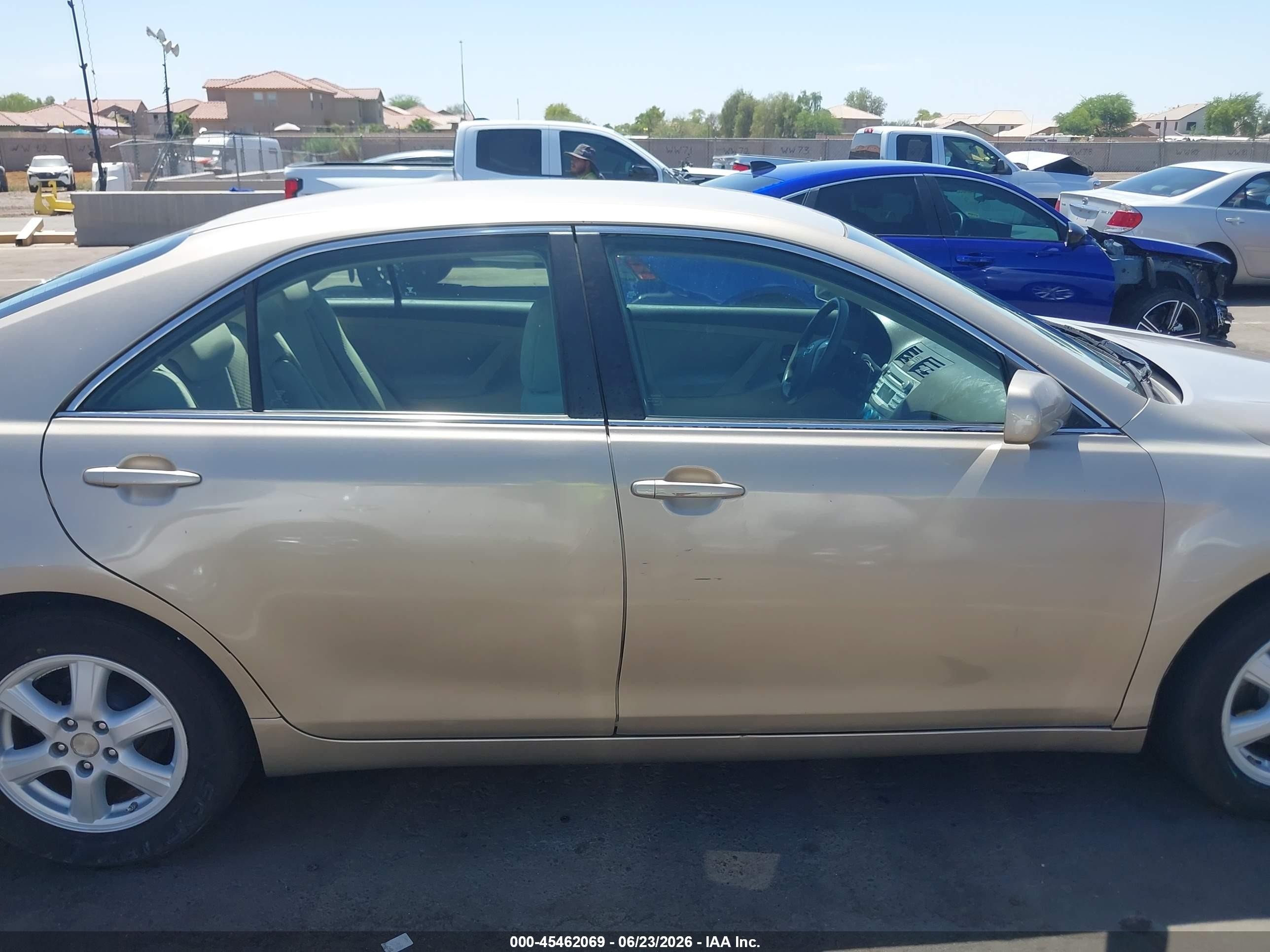 2009 Toyota Camry Le Champagne vin: 4T1BE46K69U405131