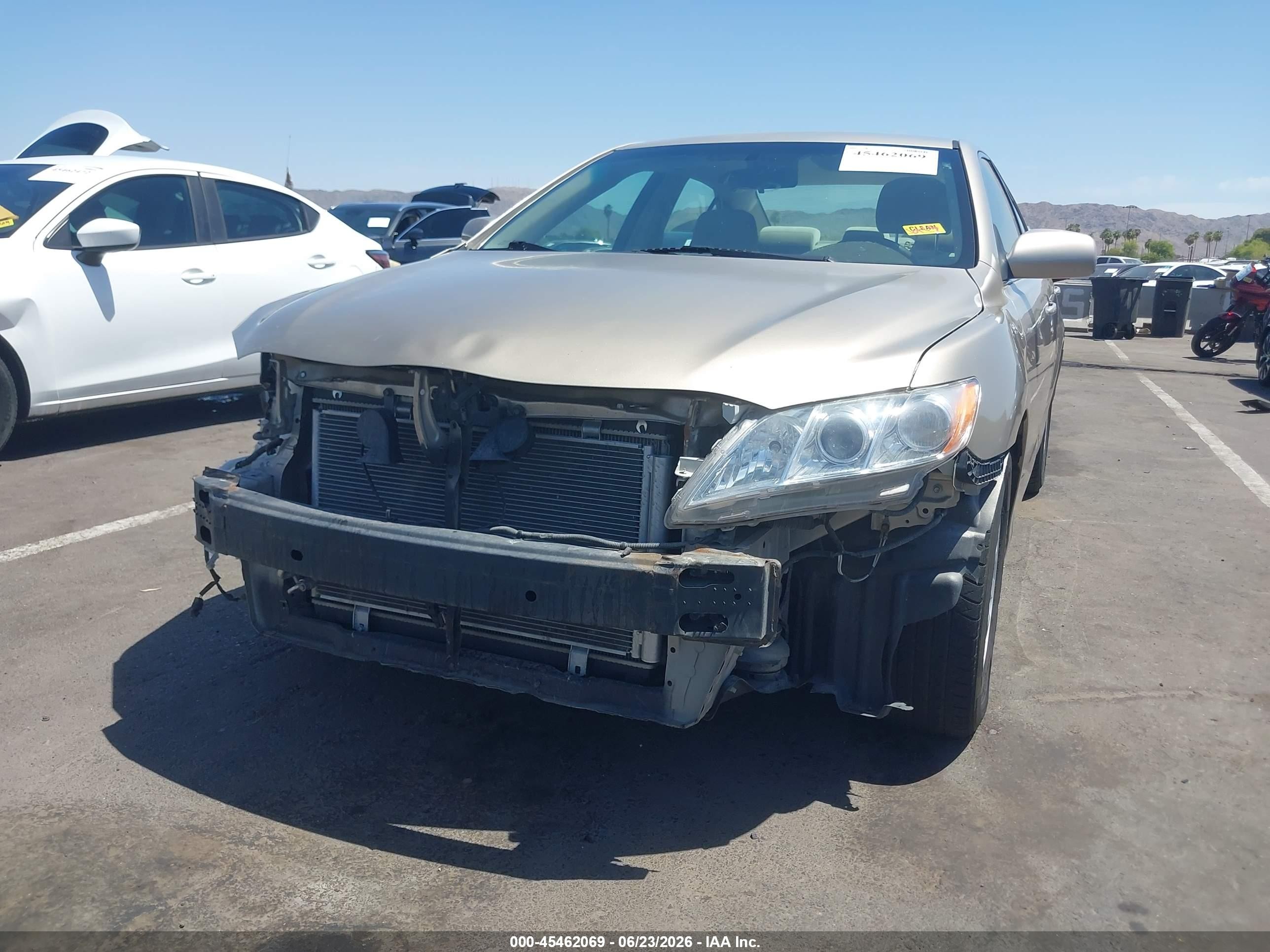 2009 Toyota Camry Le Champagne vin: 4T1BE46K69U405131