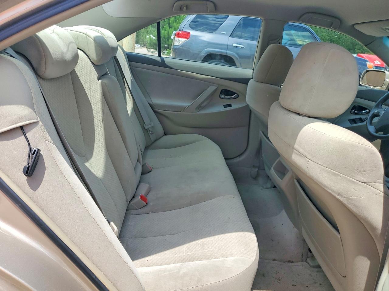 2009 Toyota Camry Base Beige vin: 4T1BE46K69U412287