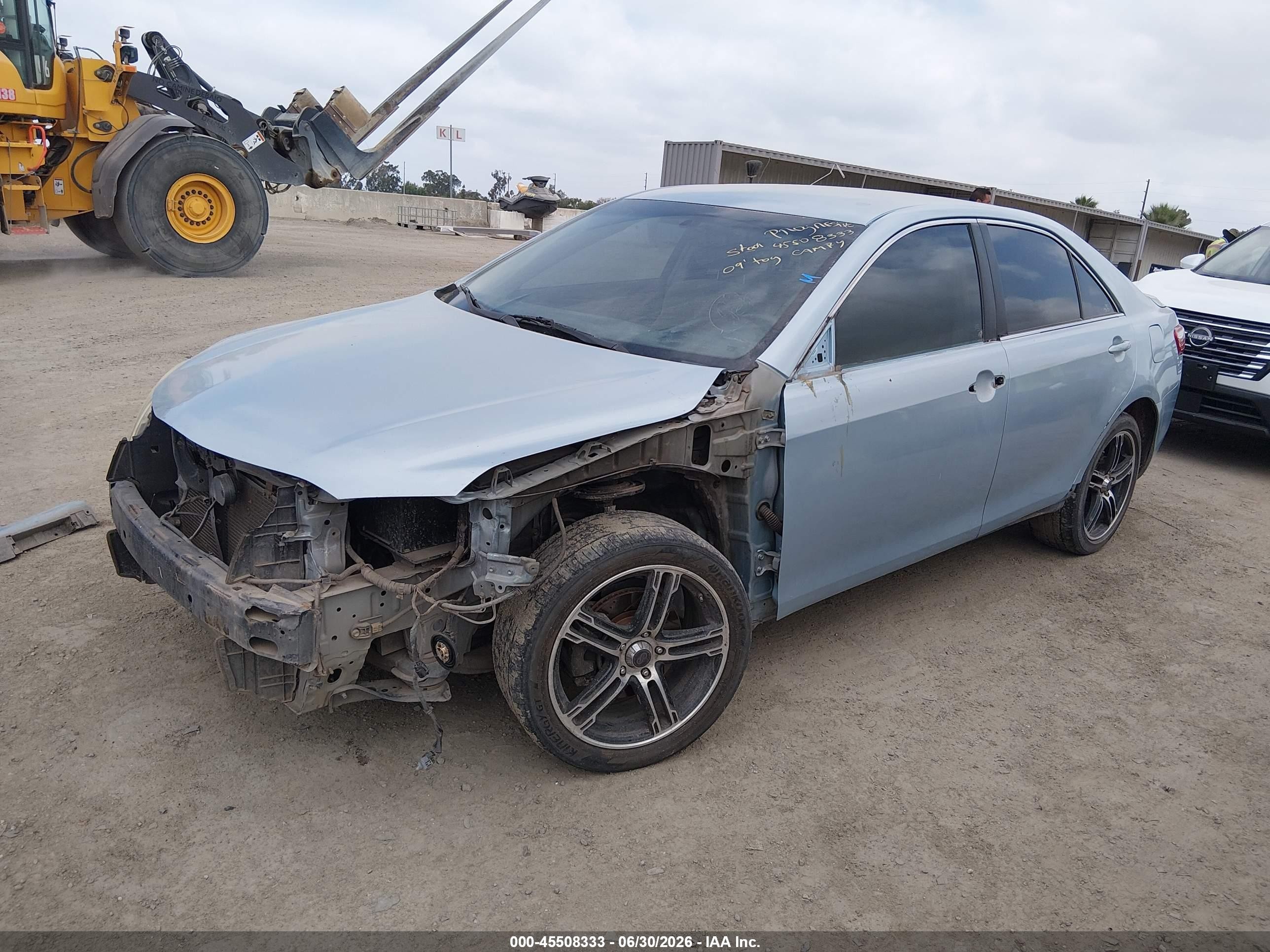 2009 Toyota Camry Le Blue vin: 4T1BE46K69U803293