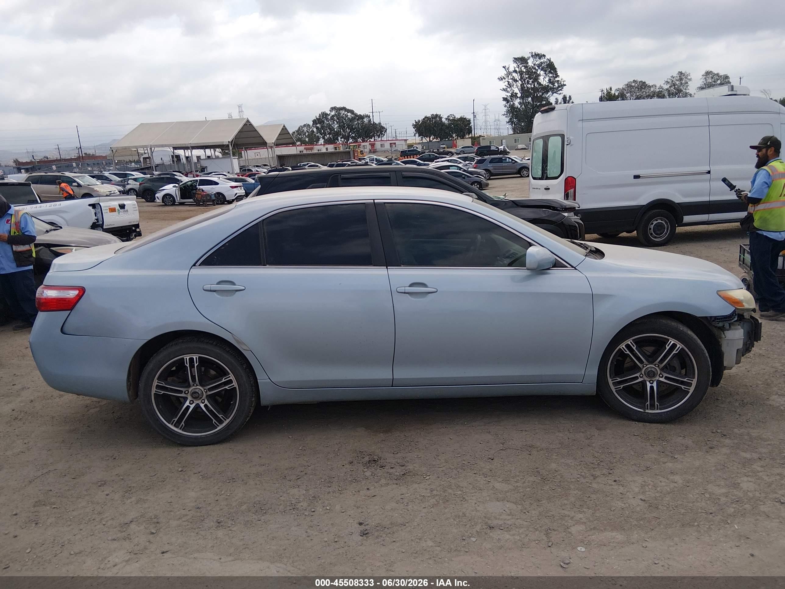 2009 Toyota Camry Le Blue vin: 4T1BE46K69U803293