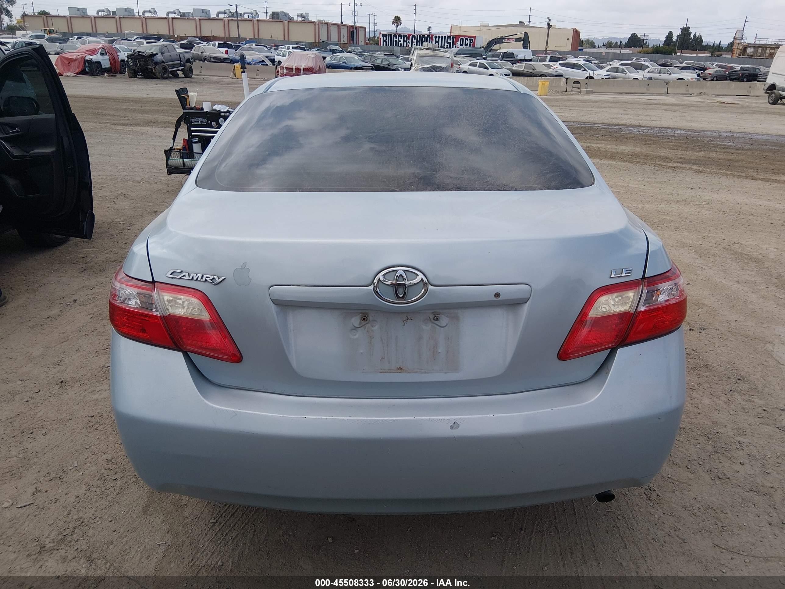 2009 Toyota Camry Le Blue vin: 4T1BE46K69U803293
