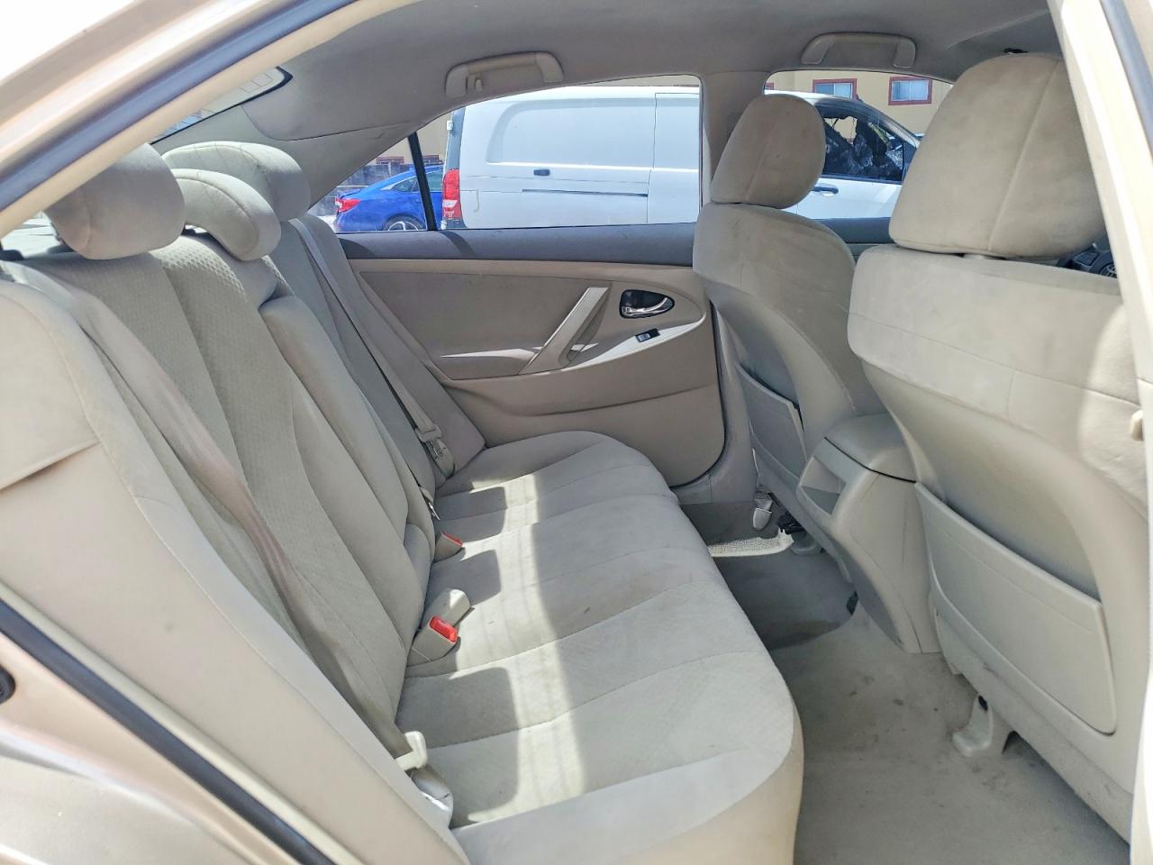 2009 Toyota Camry Le Золотой vin: 4T1BE46K69U817419