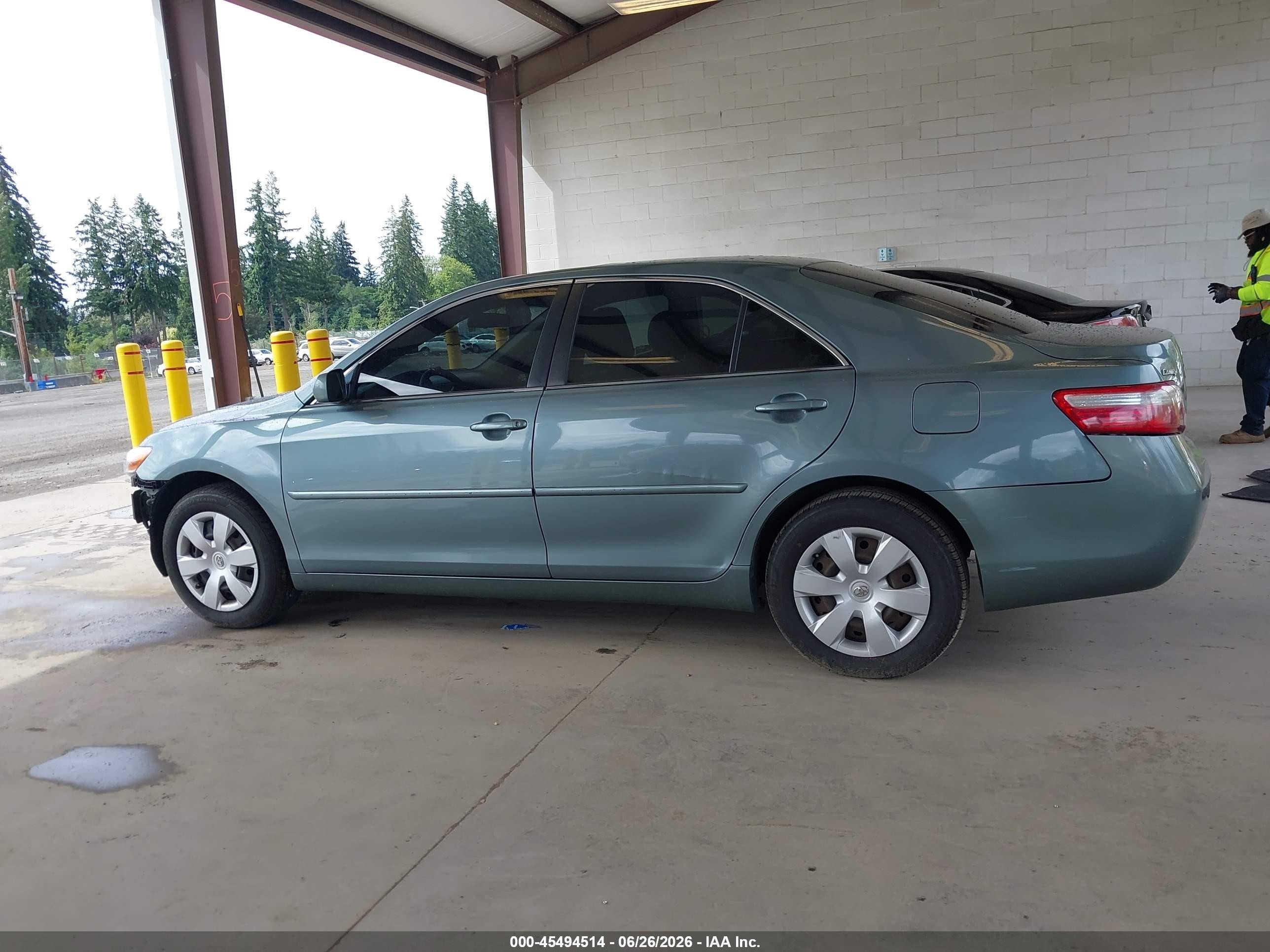 2009 Toyota Camry Le Light Blue vin: 4T1BE46K69U846693