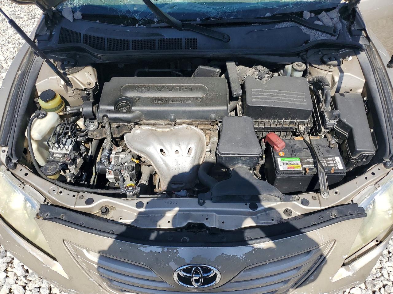 2009 Toyota Camry Le Tan vin: 4T1BE46K69U858021