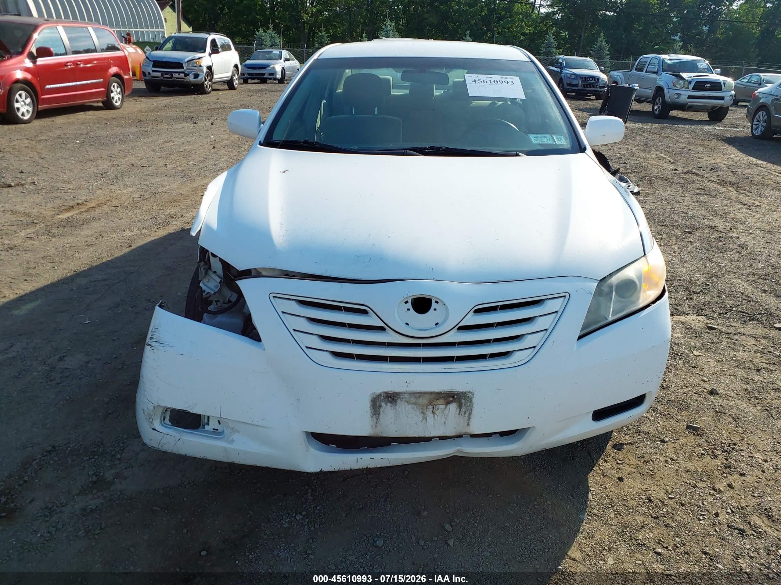 2009 Toyota Camry Le White vin: 4T1BE46K69U895778