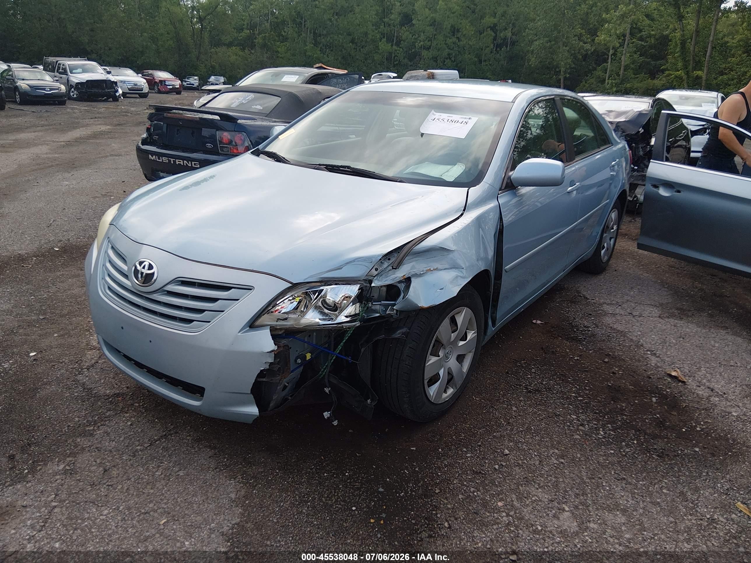 2009 Toyota Camry Le Blue vin: 4T1BE46K69U898129