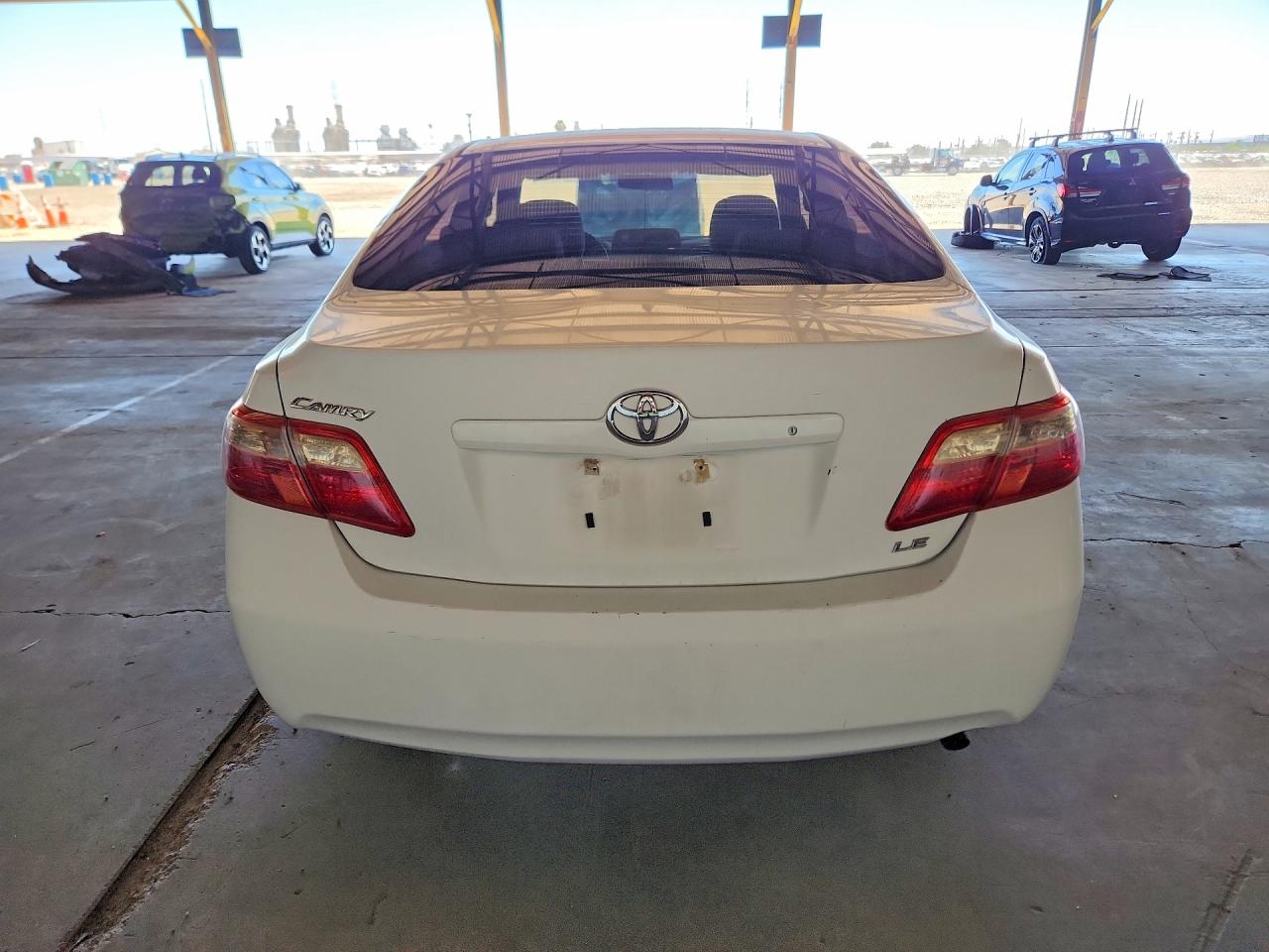 2009 Toyota Camry Le Белый vin: 4T1BE46K69U912563