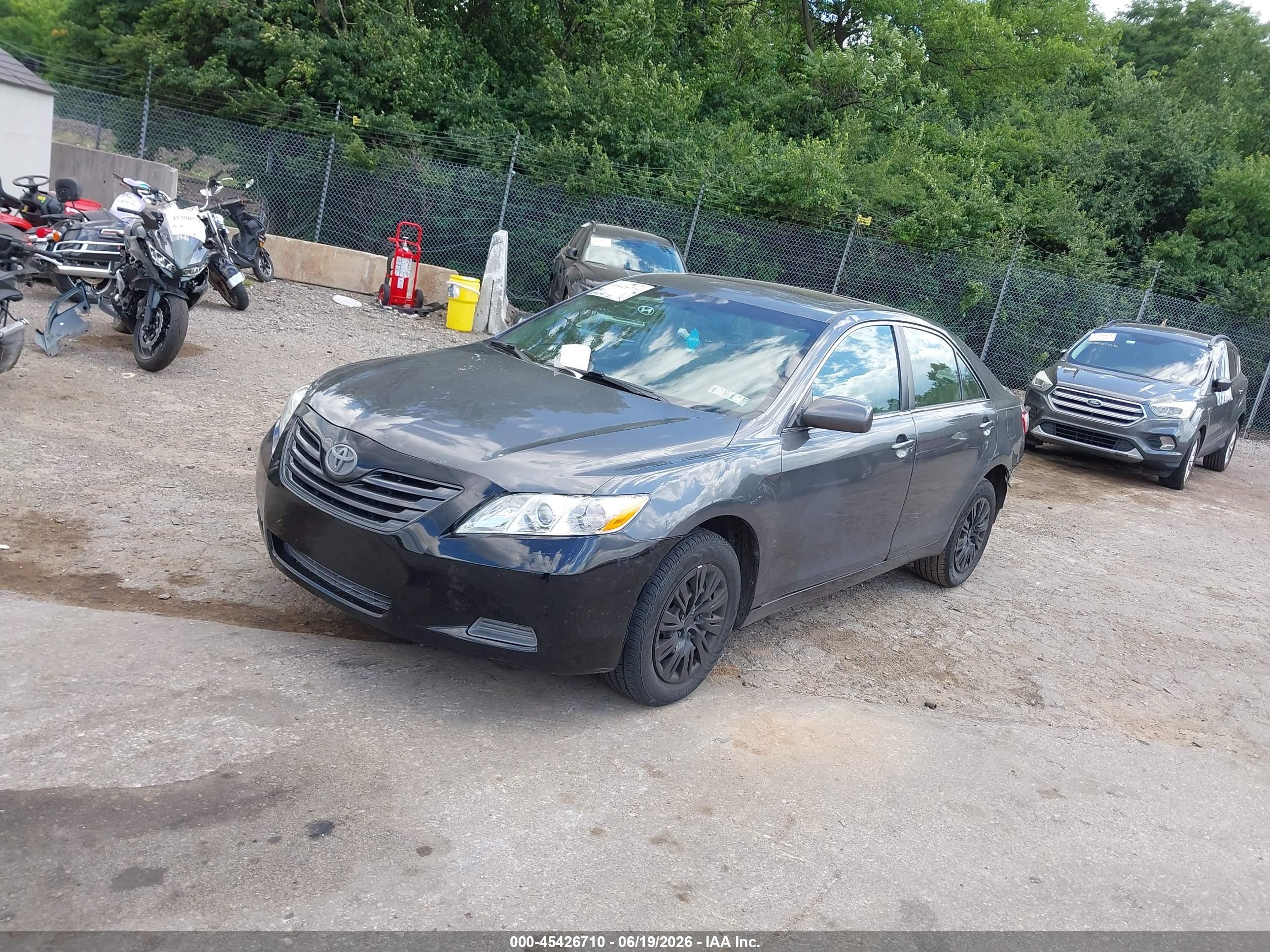 2007 Toyota Camry Le Gray vin: 4T1BE46K77U014003
