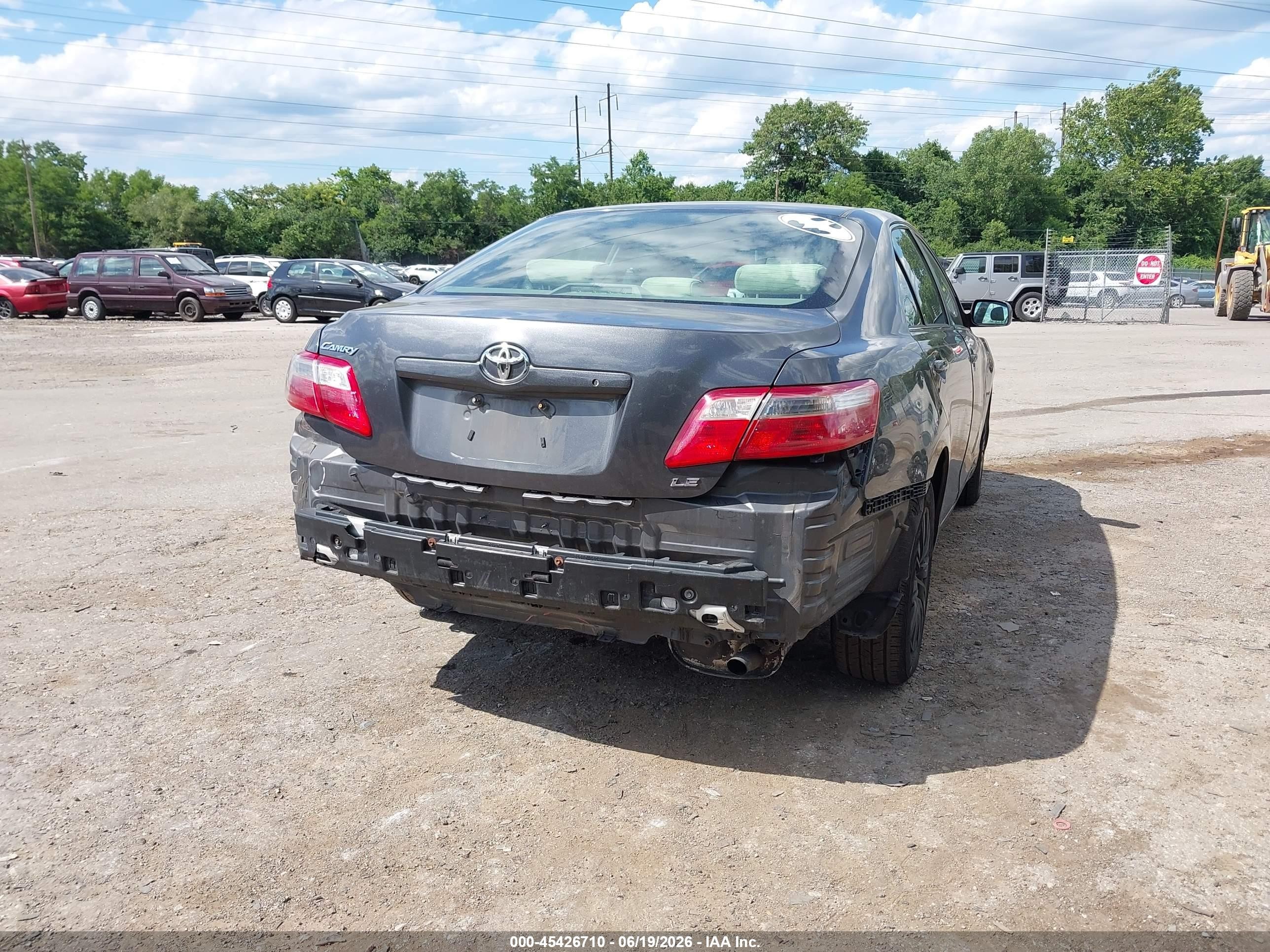 2007 Toyota Camry Le Gray vin: 4T1BE46K77U014003