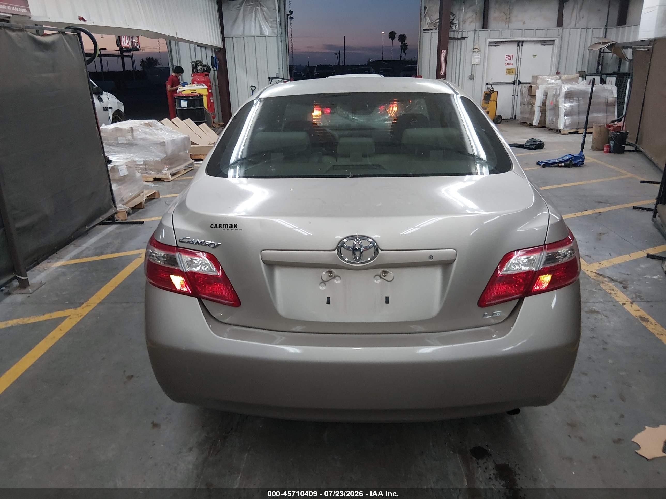 2007 Toyota Camry Le Tan vin: 4T1BE46K77U028404