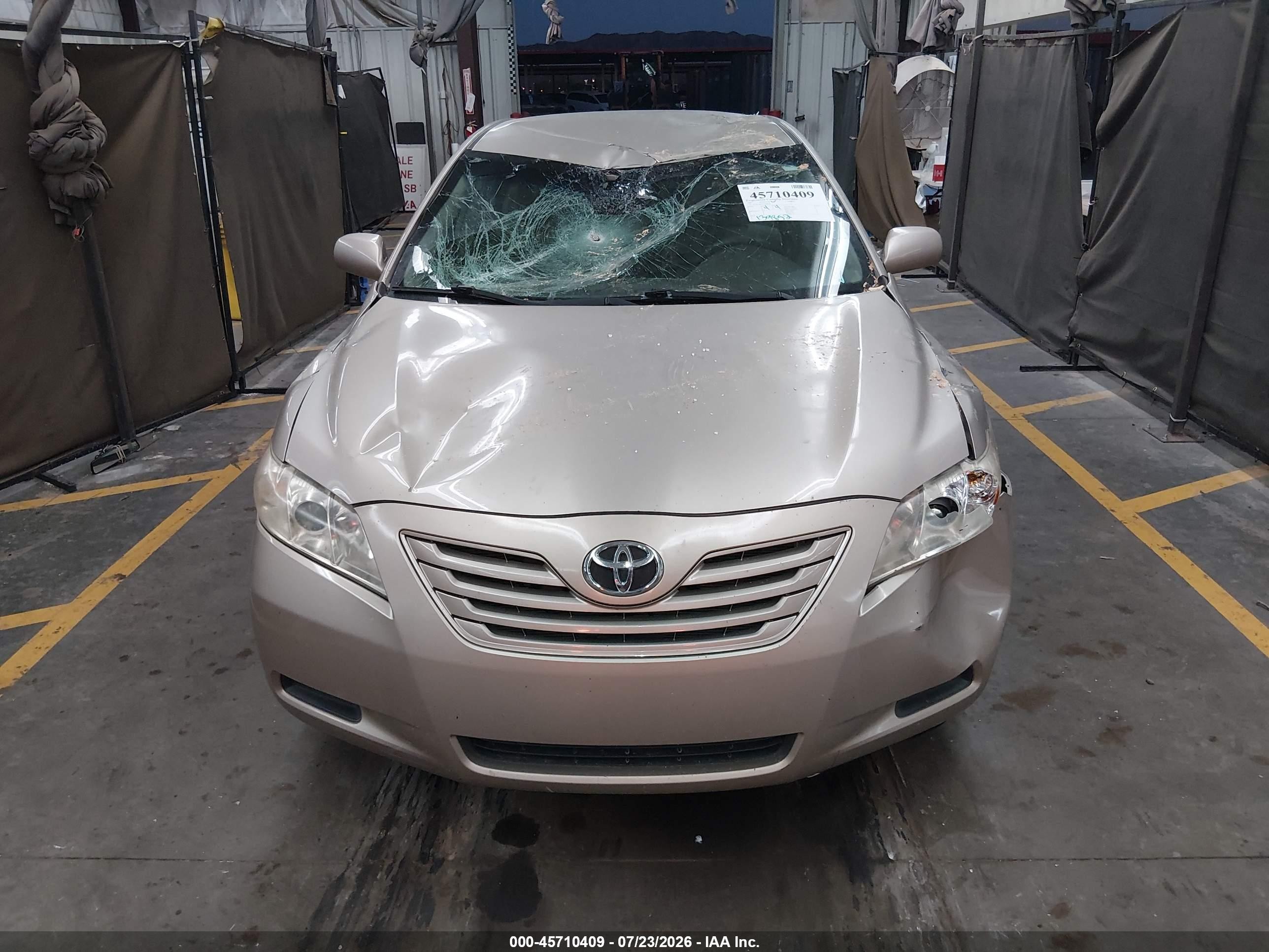 2007 Toyota Camry Le Tan vin: 4T1BE46K77U028404