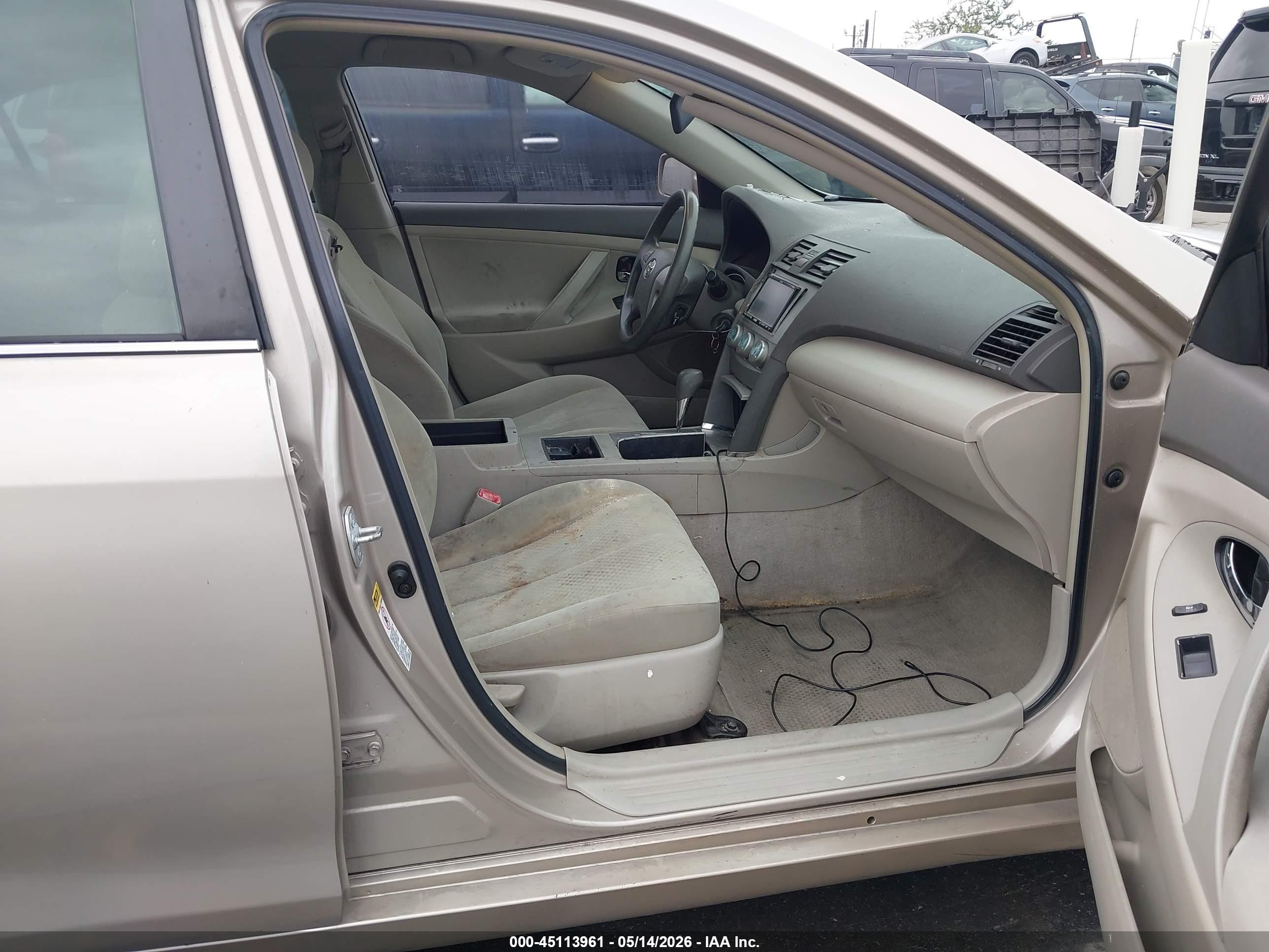 2007 Toyota Camry Ce/le/xle/se Золотой vin: 4T1BE46K77U054260