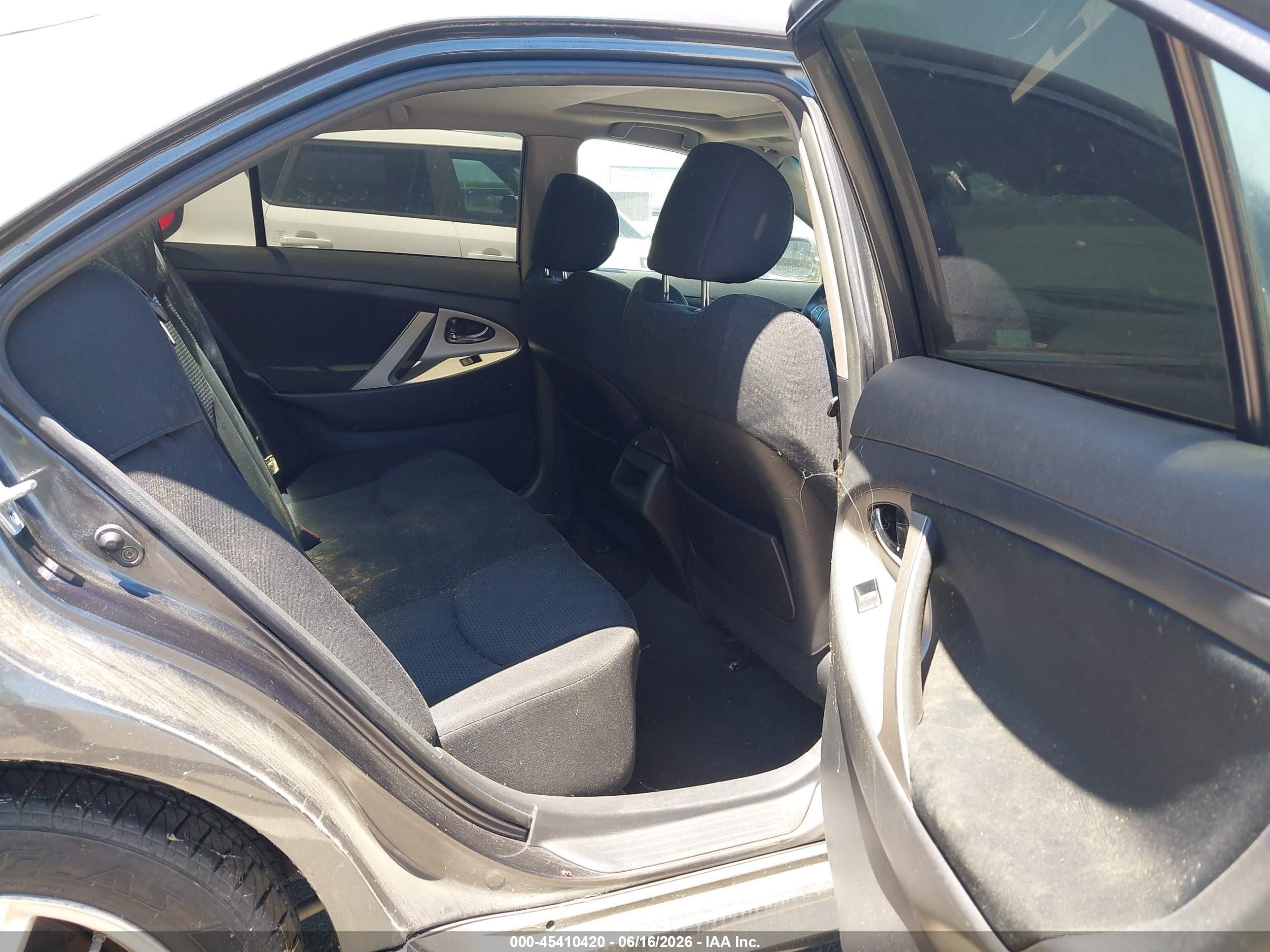 2007 Toyota Camry Se Серый vin: 4T1BE46K77U060155