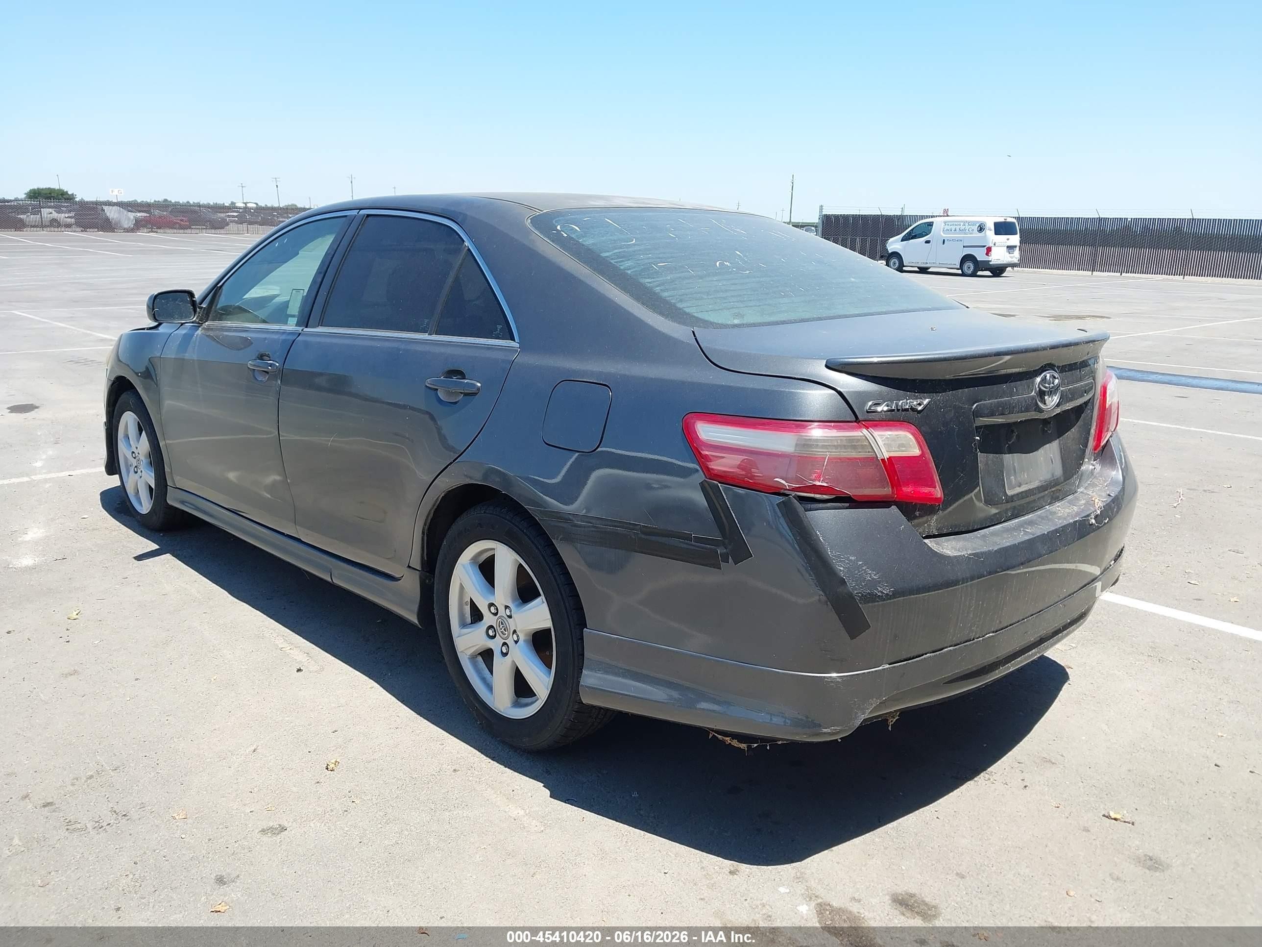 2007 Toyota Camry Se Серый vin: 4T1BE46K77U060155