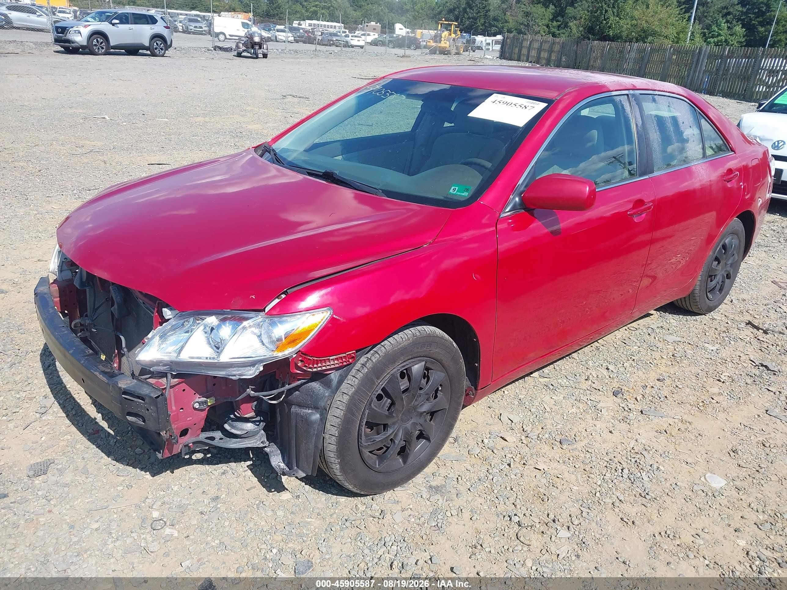 2007 Toyota Camry Le Red vin: 4T1BE46K77U076775