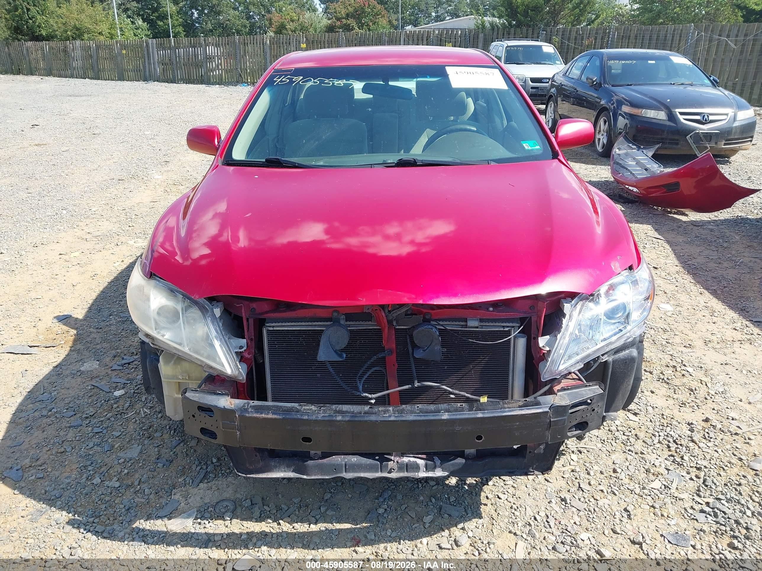 2007 Toyota Camry Le Red vin: 4T1BE46K77U076775
