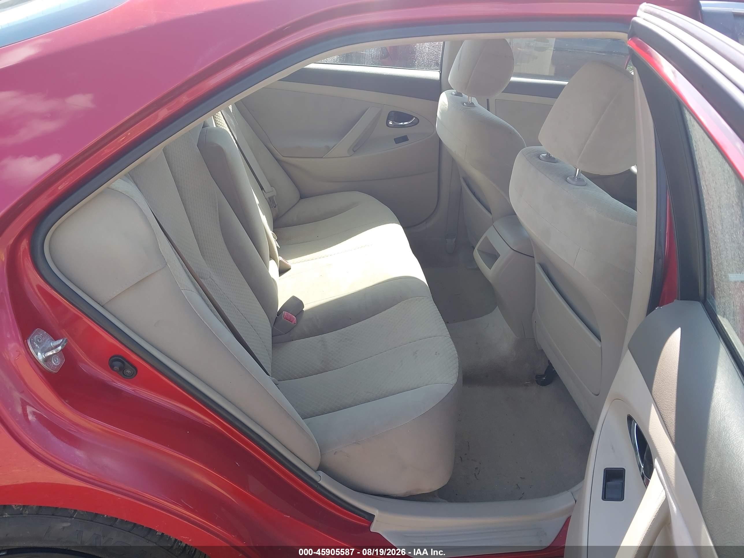 2007 Toyota Camry Le Red vin: 4T1BE46K77U076775