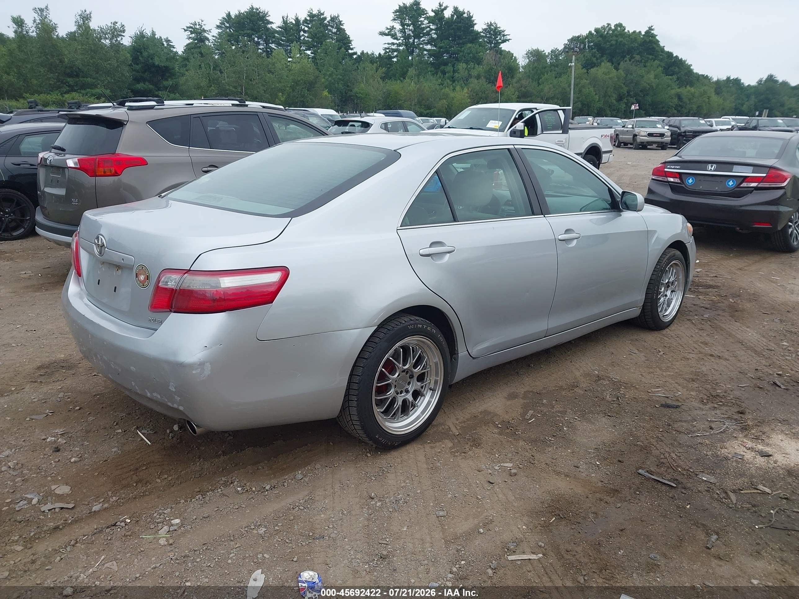 2007 Toyota Camry Xle Silver vin: 4T1BE46K77U077652