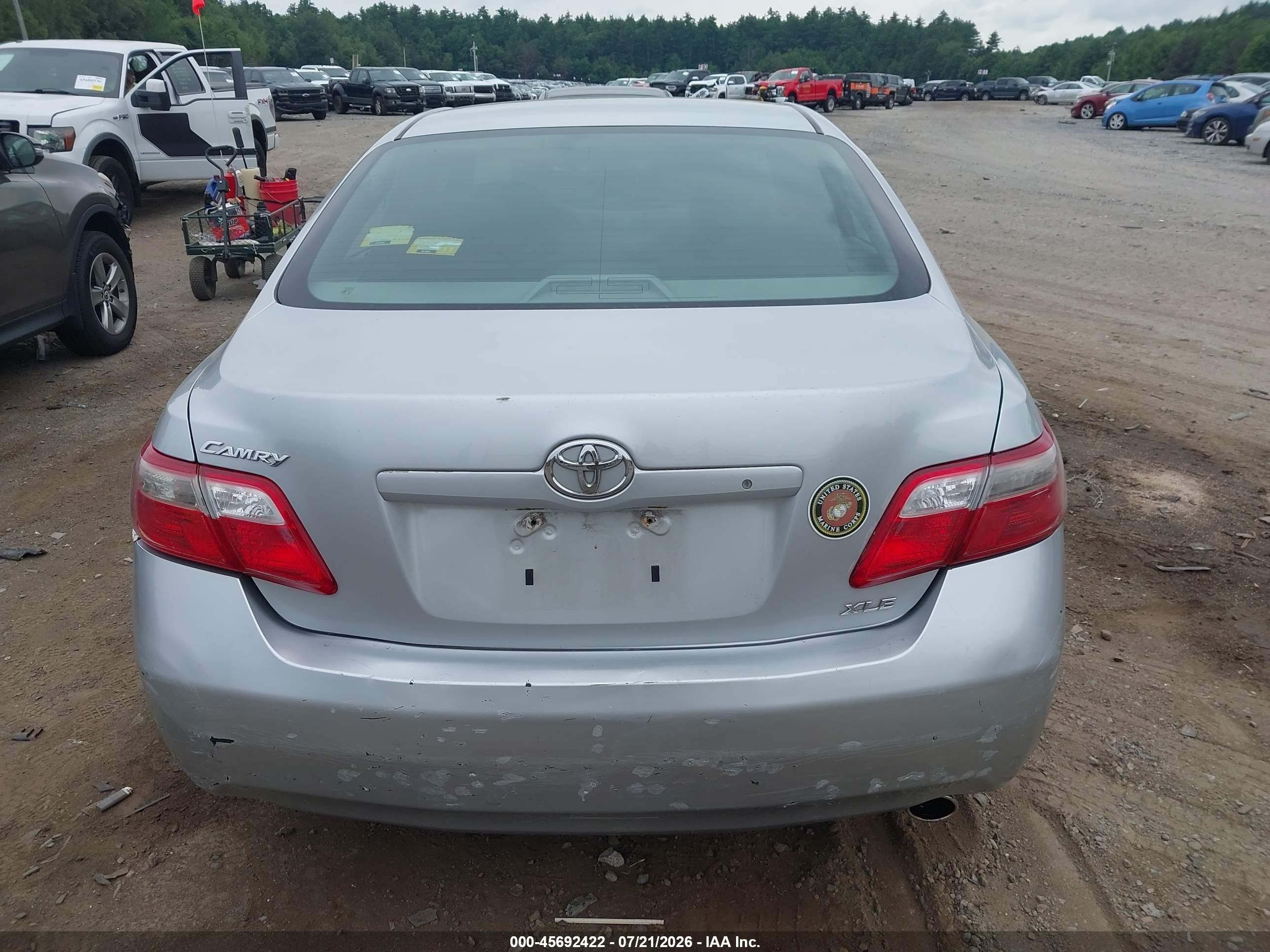 2007 Toyota Camry Xle Silver vin: 4T1BE46K77U077652