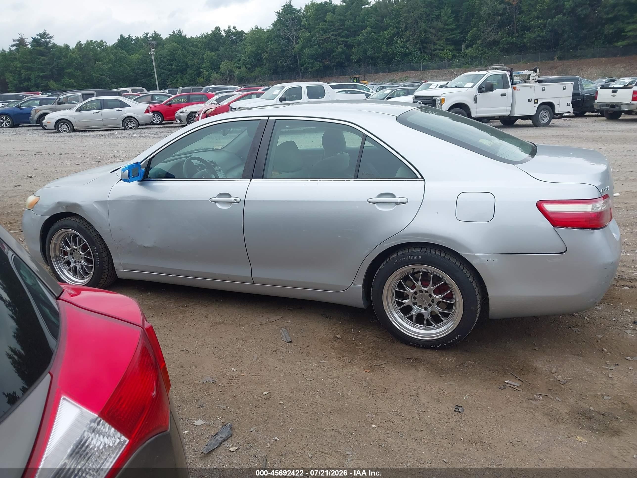 2007 Toyota Camry Xle Silver vin: 4T1BE46K77U077652