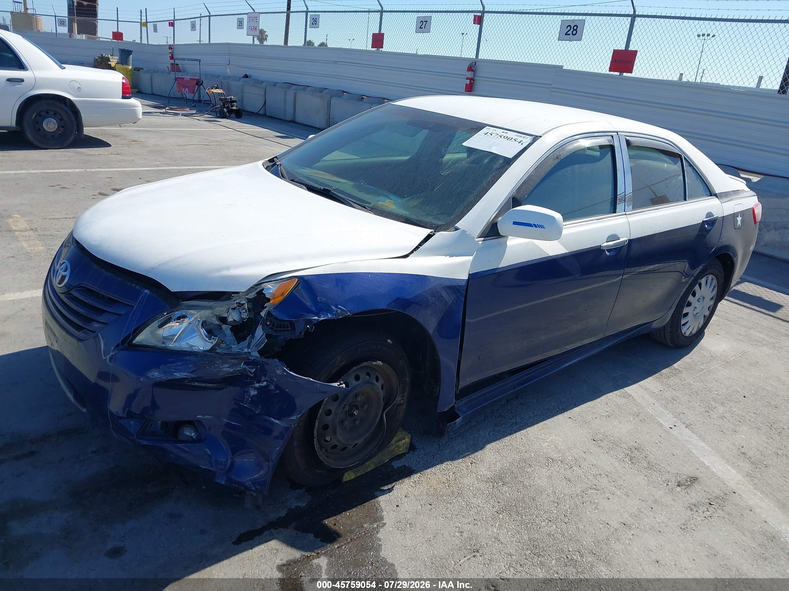 2007 Toyota Camry Le White vin: 4T1BE46K77U101352