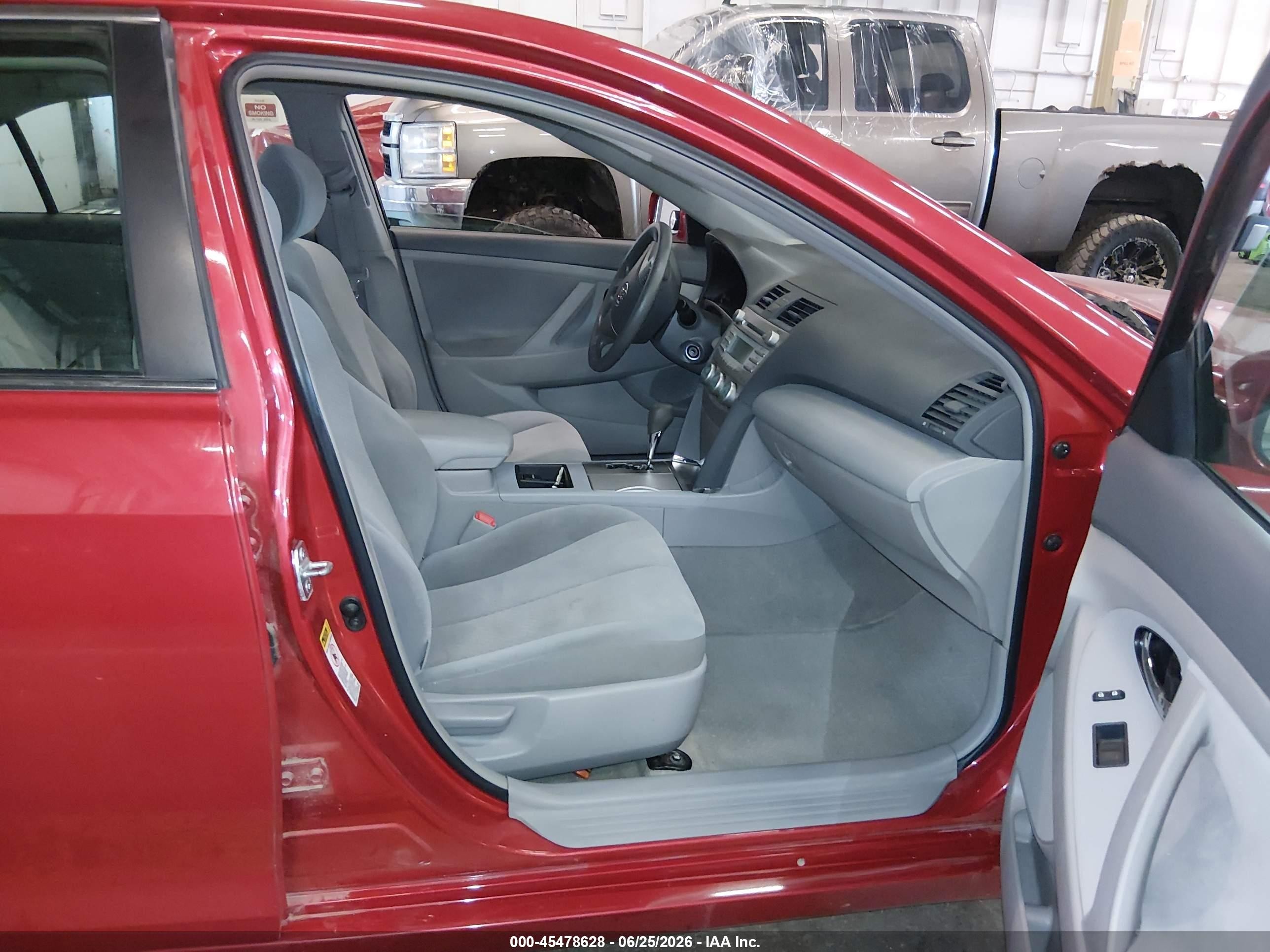 2007 Toyota Camry Le Red vin: 4T1BE46K77U107488