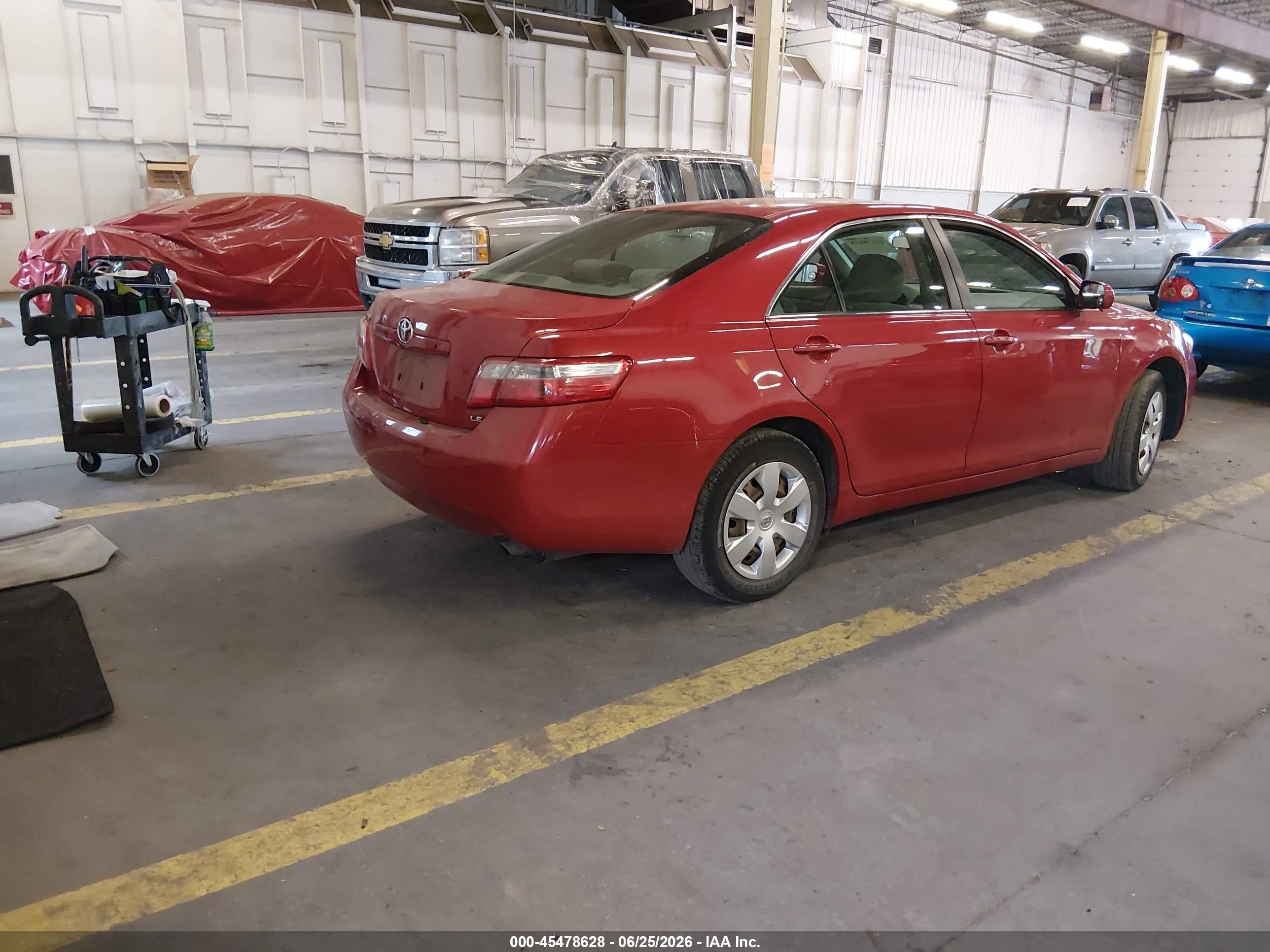 2007 Toyota Camry Le Red vin: 4T1BE46K77U107488