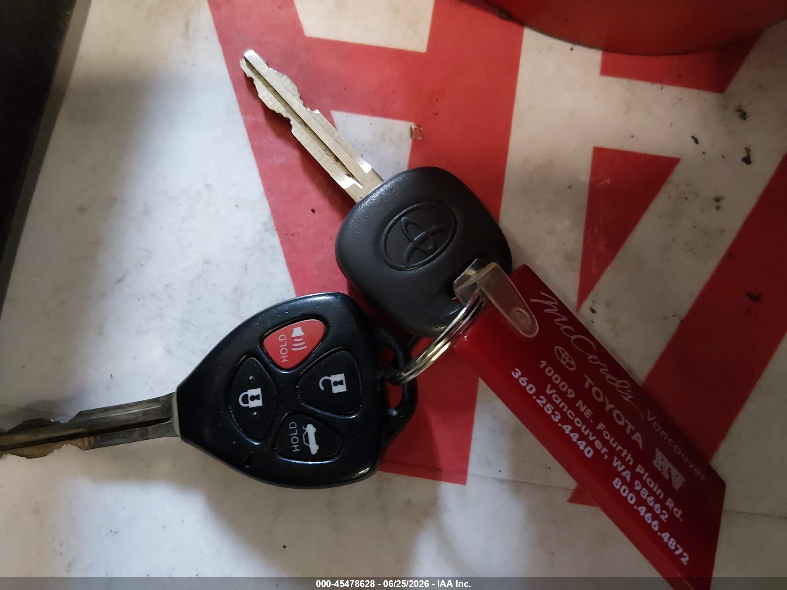 2007 Toyota Camry Le Red vin: 4T1BE46K77U107488