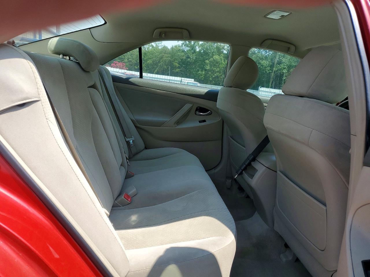 2007 Toyota Camry Le Red vin: 4T1BE46K77U111184