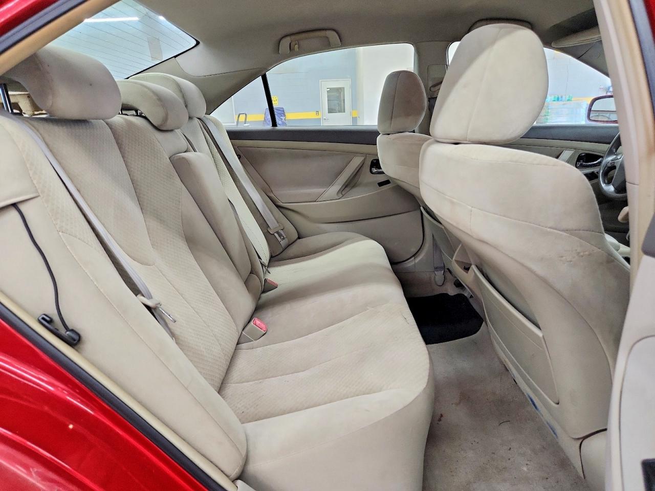 2007 Toyota Camry Le Red vin: 4T1BE46K77U153967