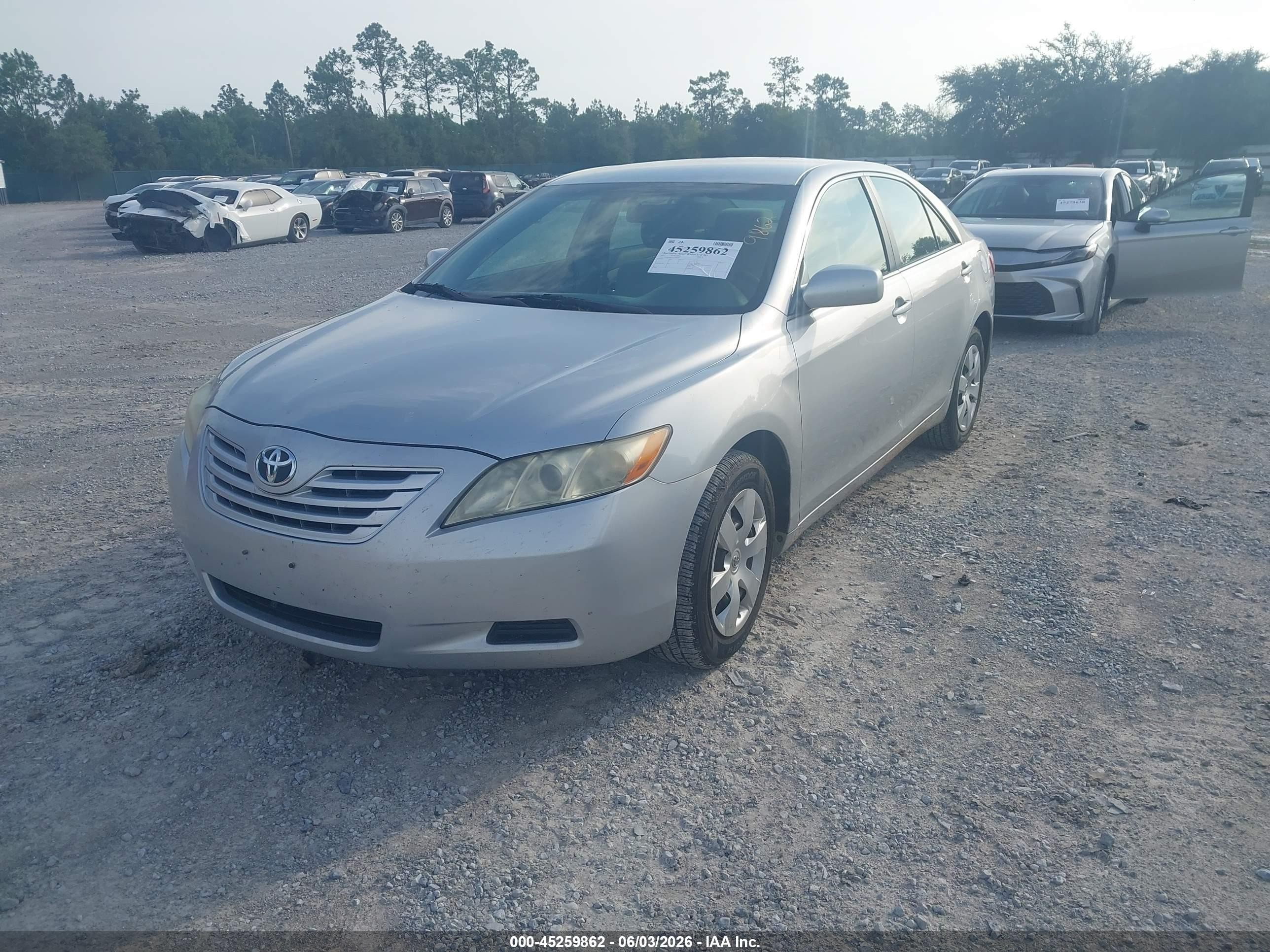 2007 Toyota Camry Ce Silver vin: 4T1BE46K77U178674