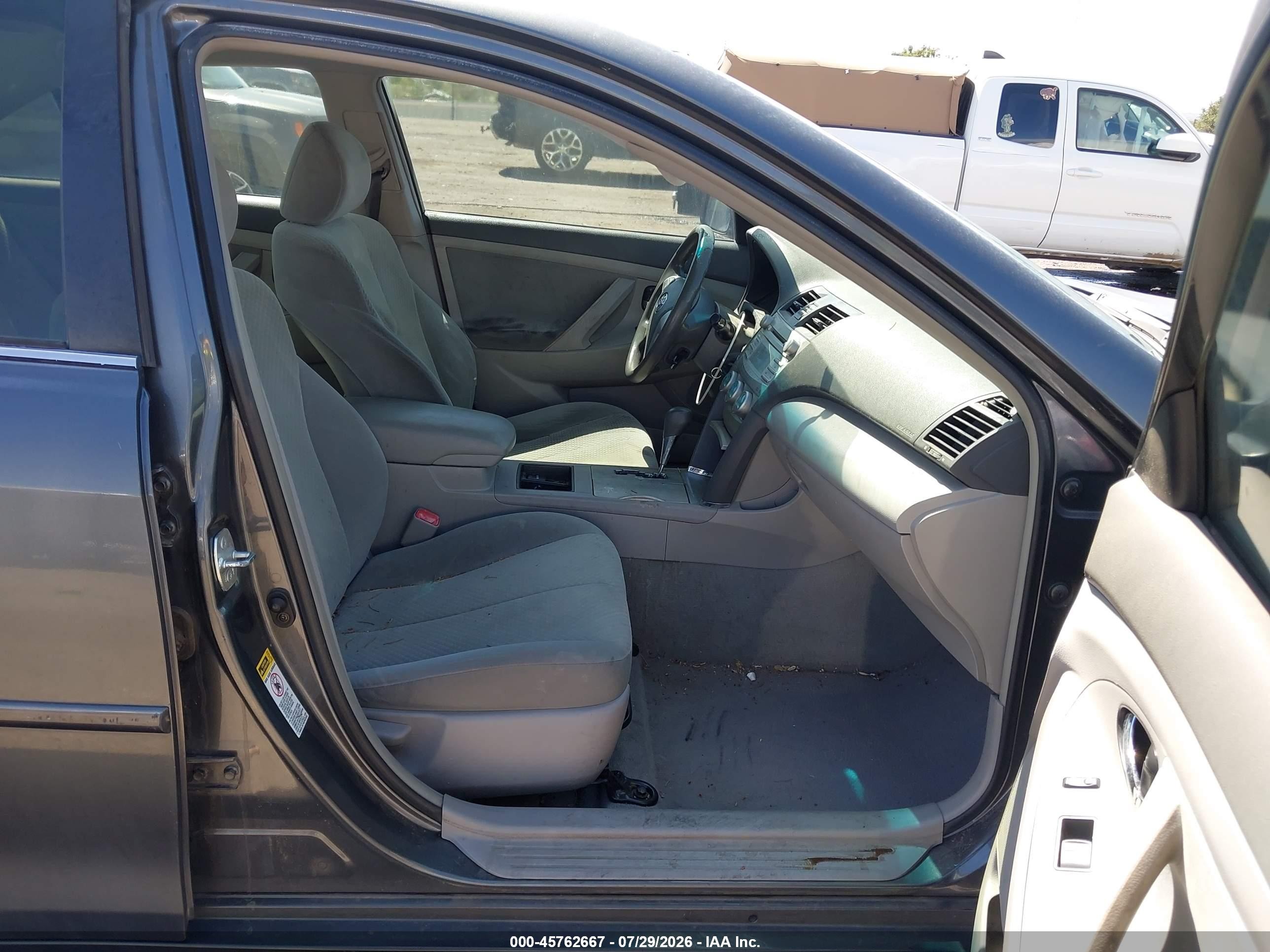 2007 Toyota Camry Le Gray vin: 4T1BE46K77U569288