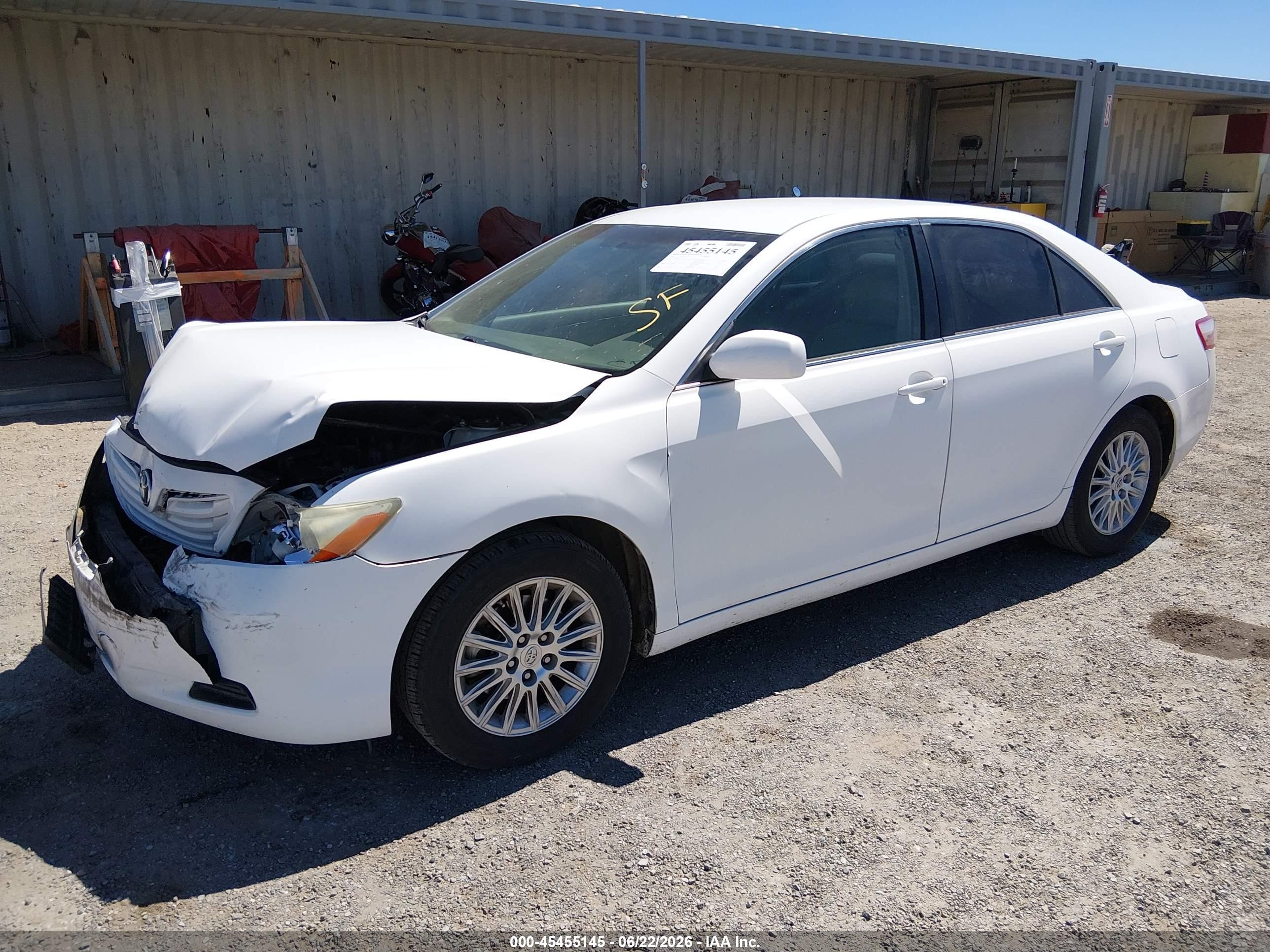 2007 Toyota Camry Le White vin: 4T1BE46K77U576581