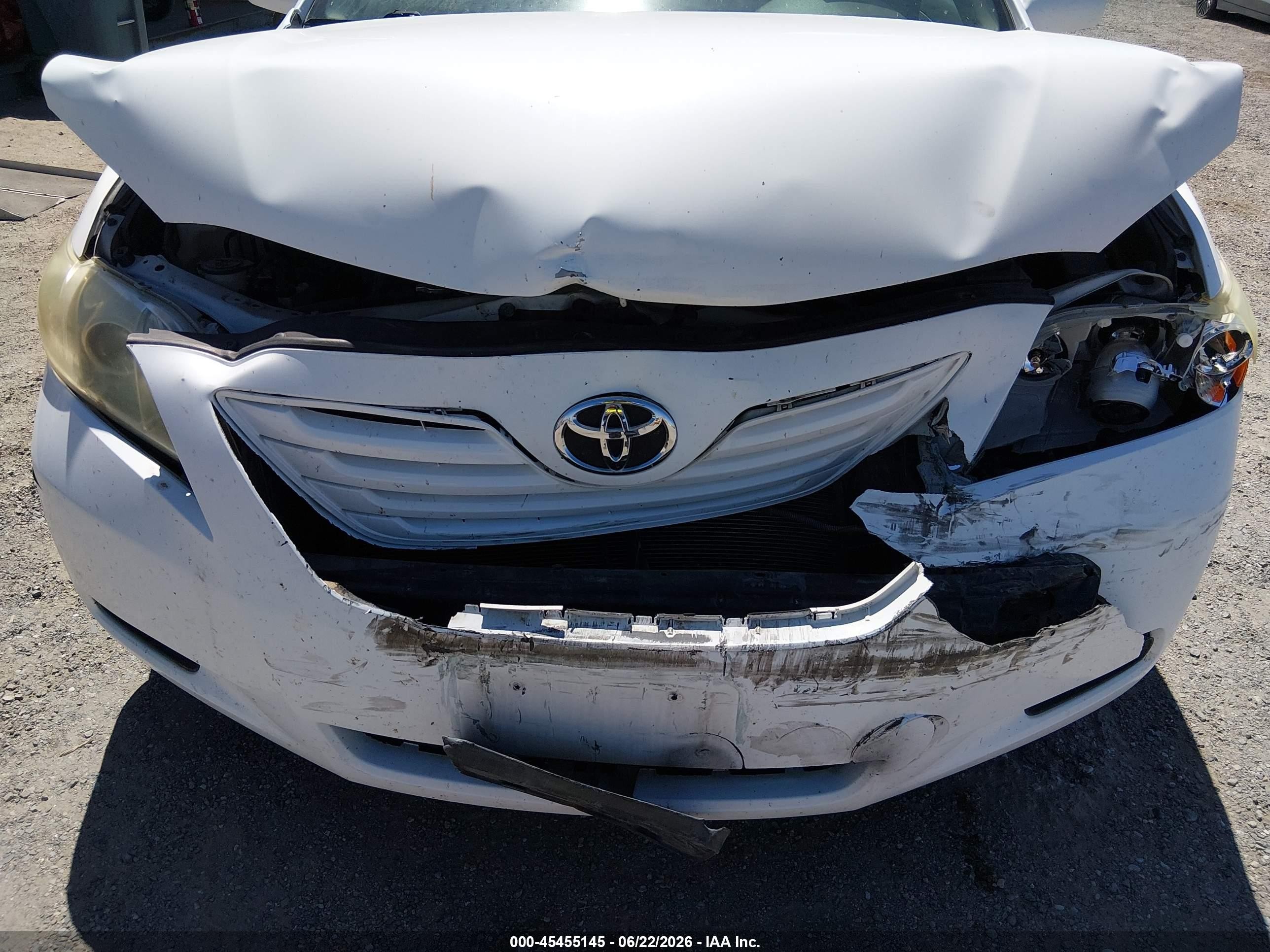 2007 Toyota Camry Le White vin: 4T1BE46K77U576581