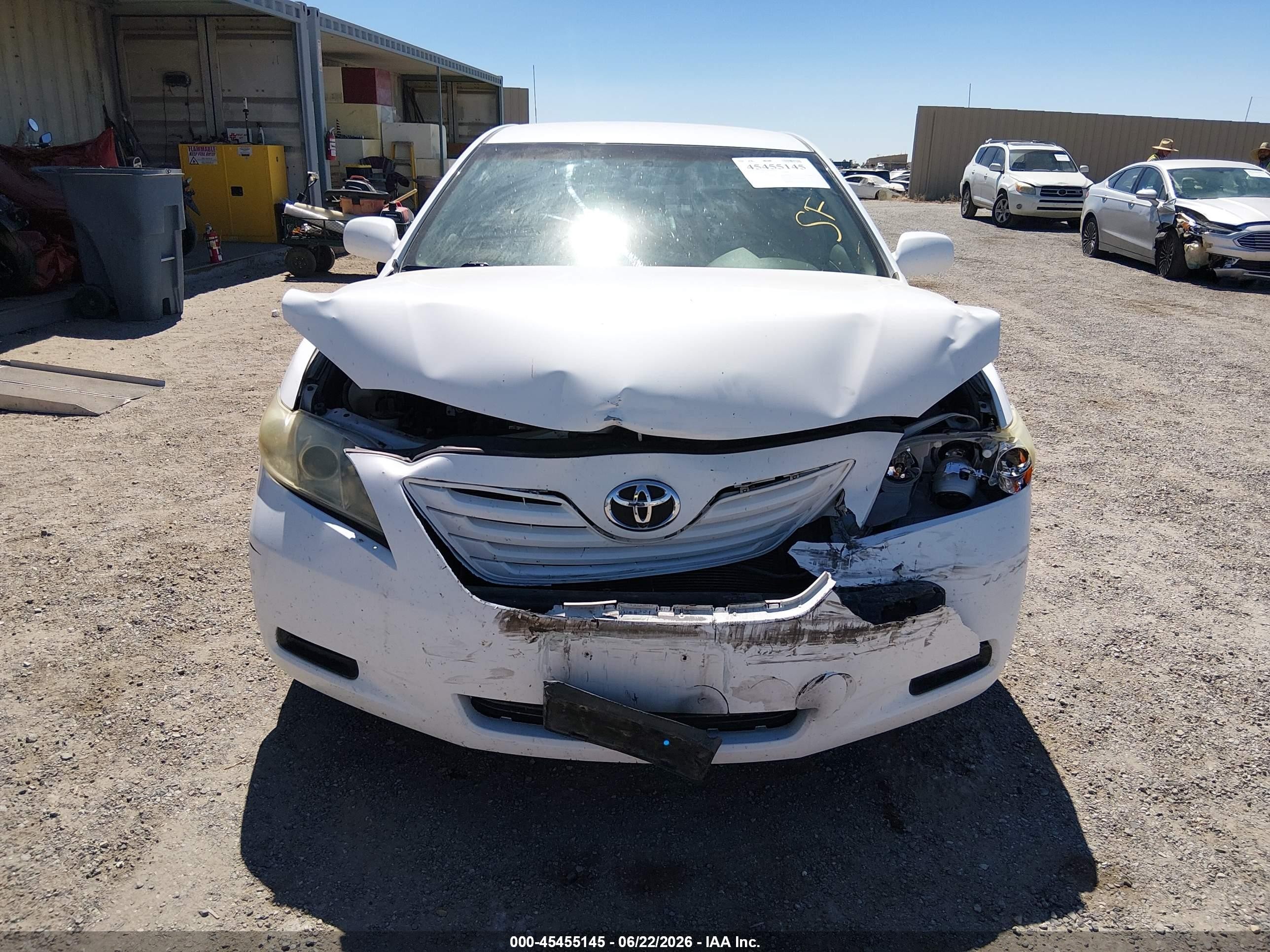 2007 Toyota Camry Le White vin: 4T1BE46K77U576581