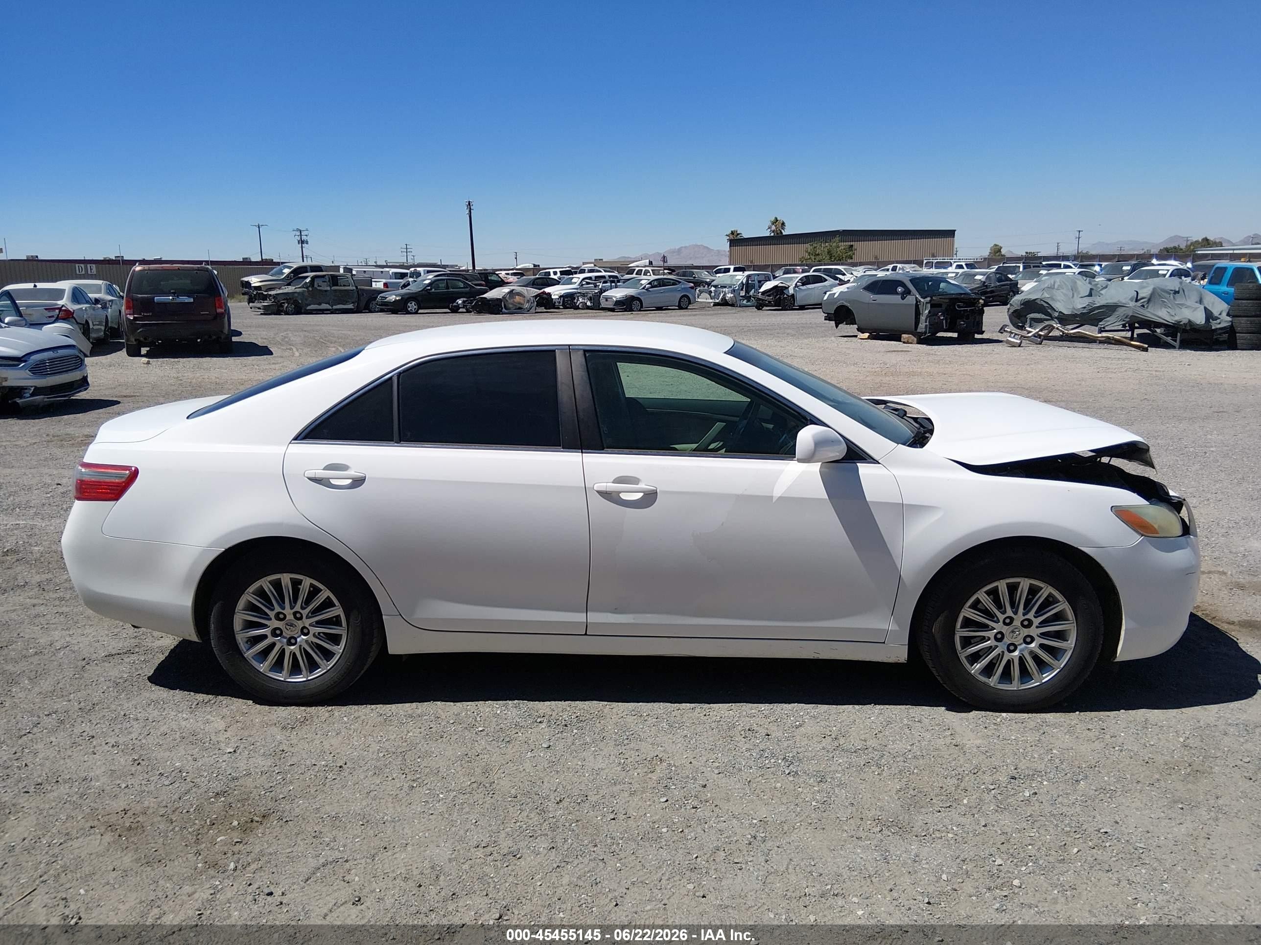 2007 Toyota Camry Le White vin: 4T1BE46K77U576581