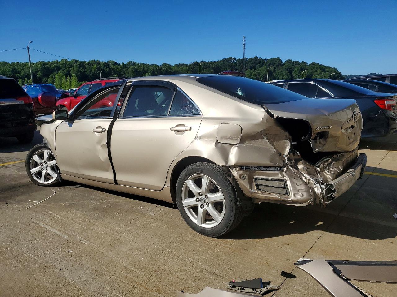 2007 Toyota Camry Ce Tan vin: 4T1BE46K77U581473