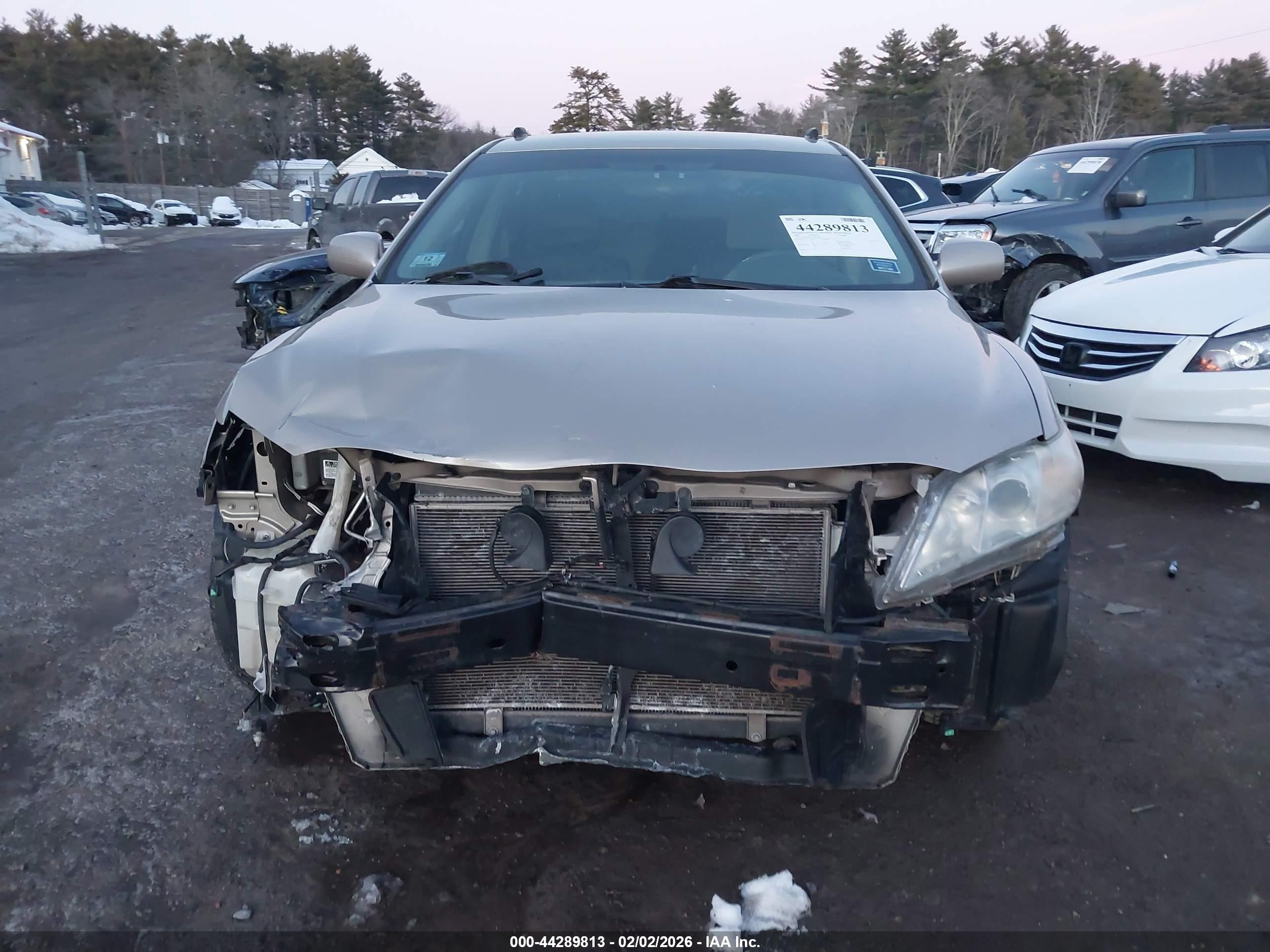2007 Toyota Camry Le Gold vin: 4T1BE46K77U591064