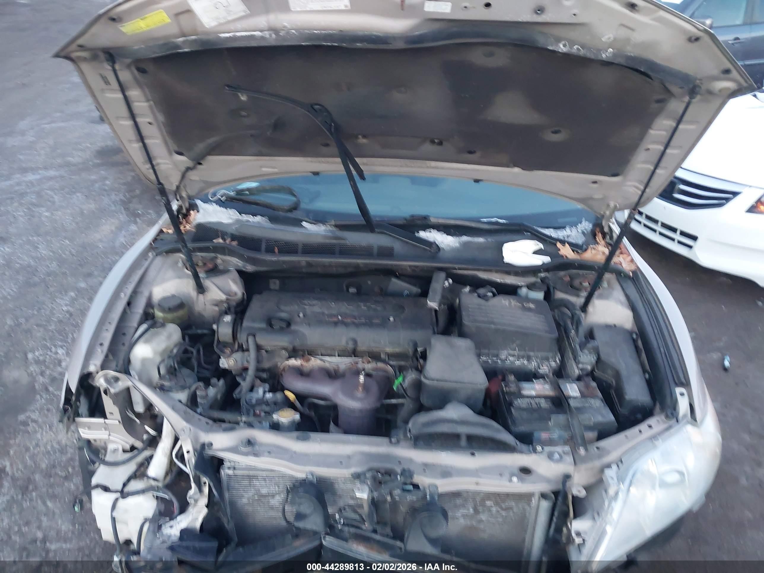 2007 Toyota Camry Le Gold vin: 4T1BE46K77U591064