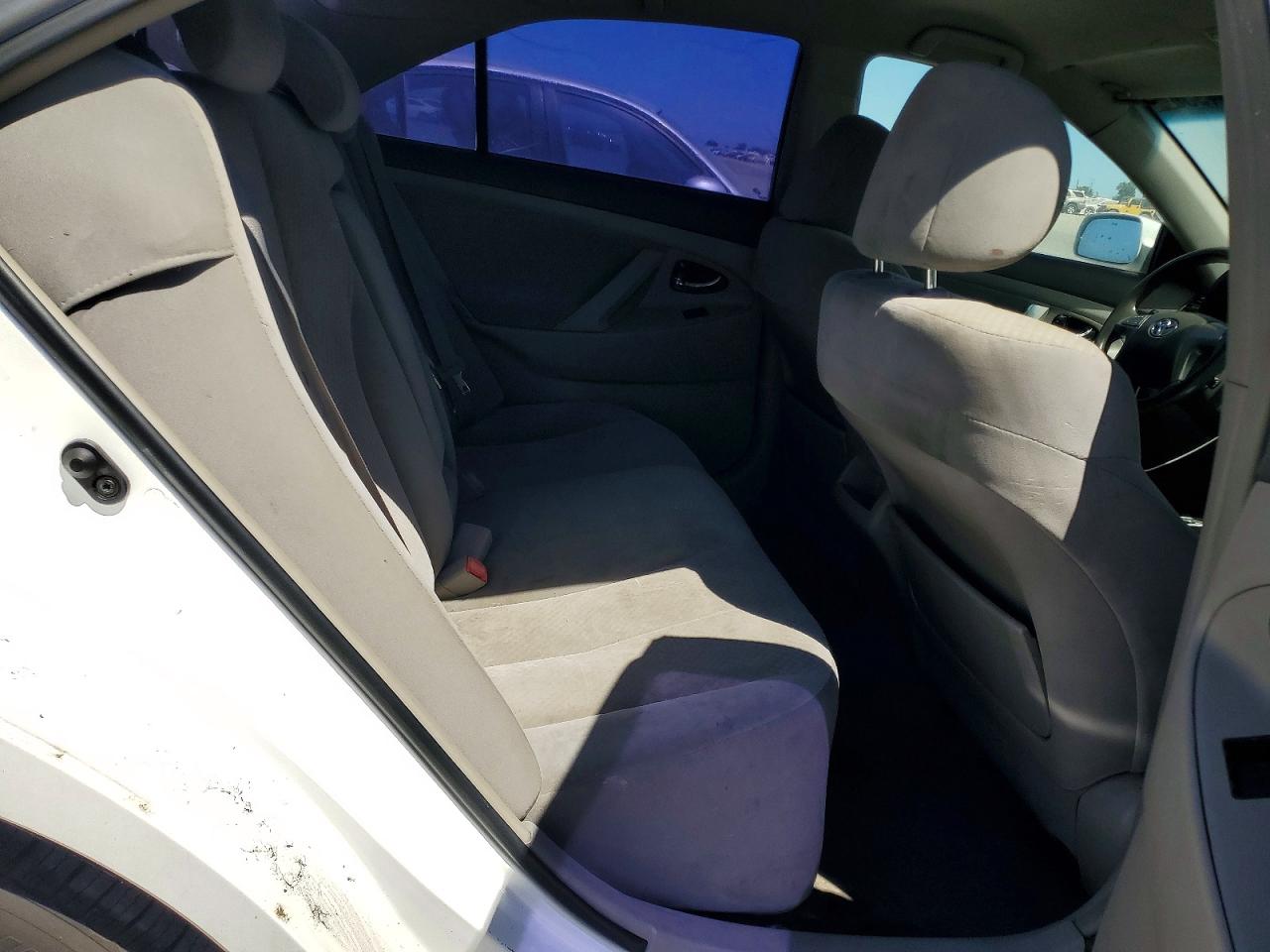 2007 Toyota Camry Ce White vin: 4T1BE46K77U619798