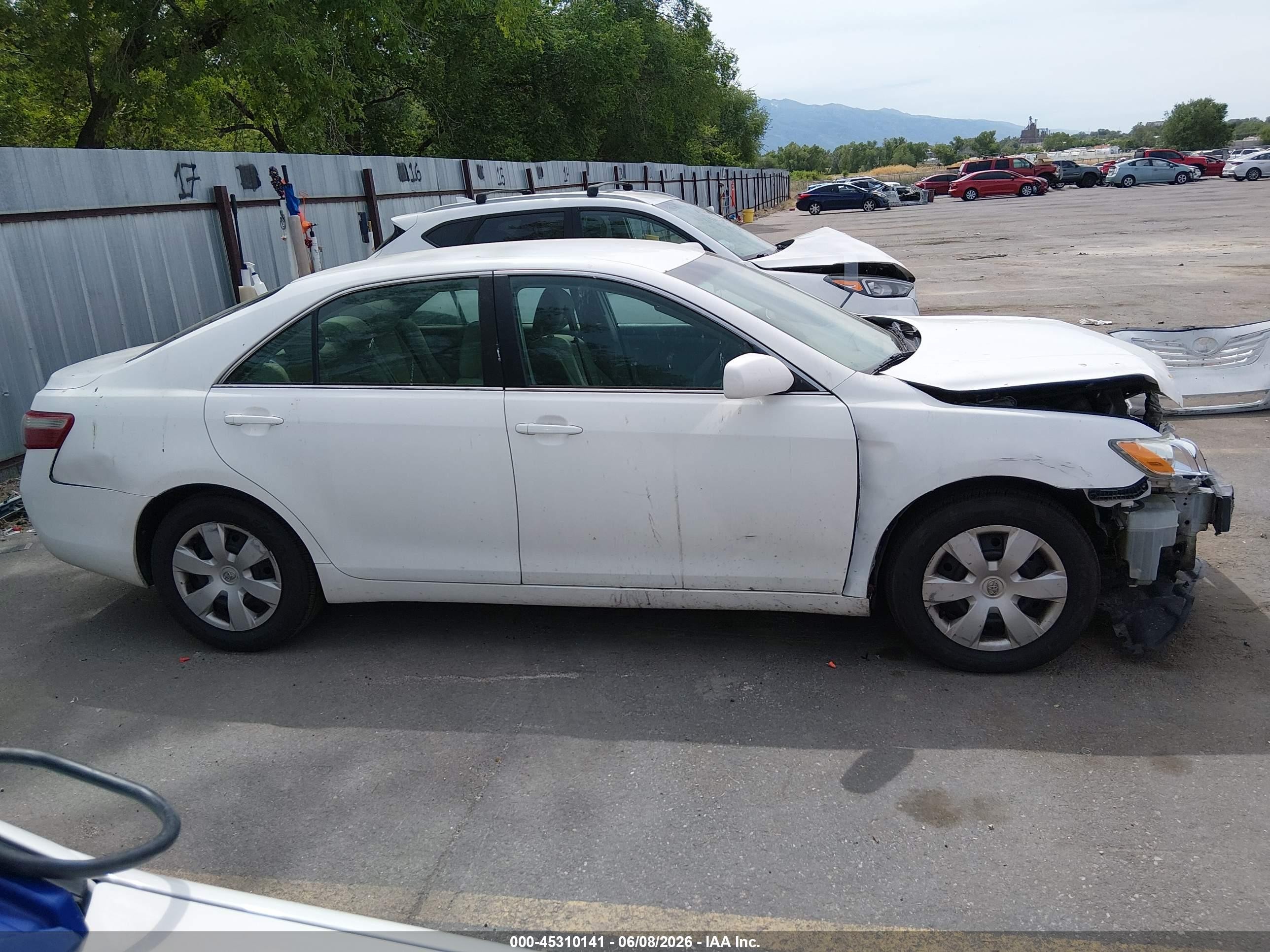 2007 Toyota Camry Le White vin: 4T1BE46K77U621244