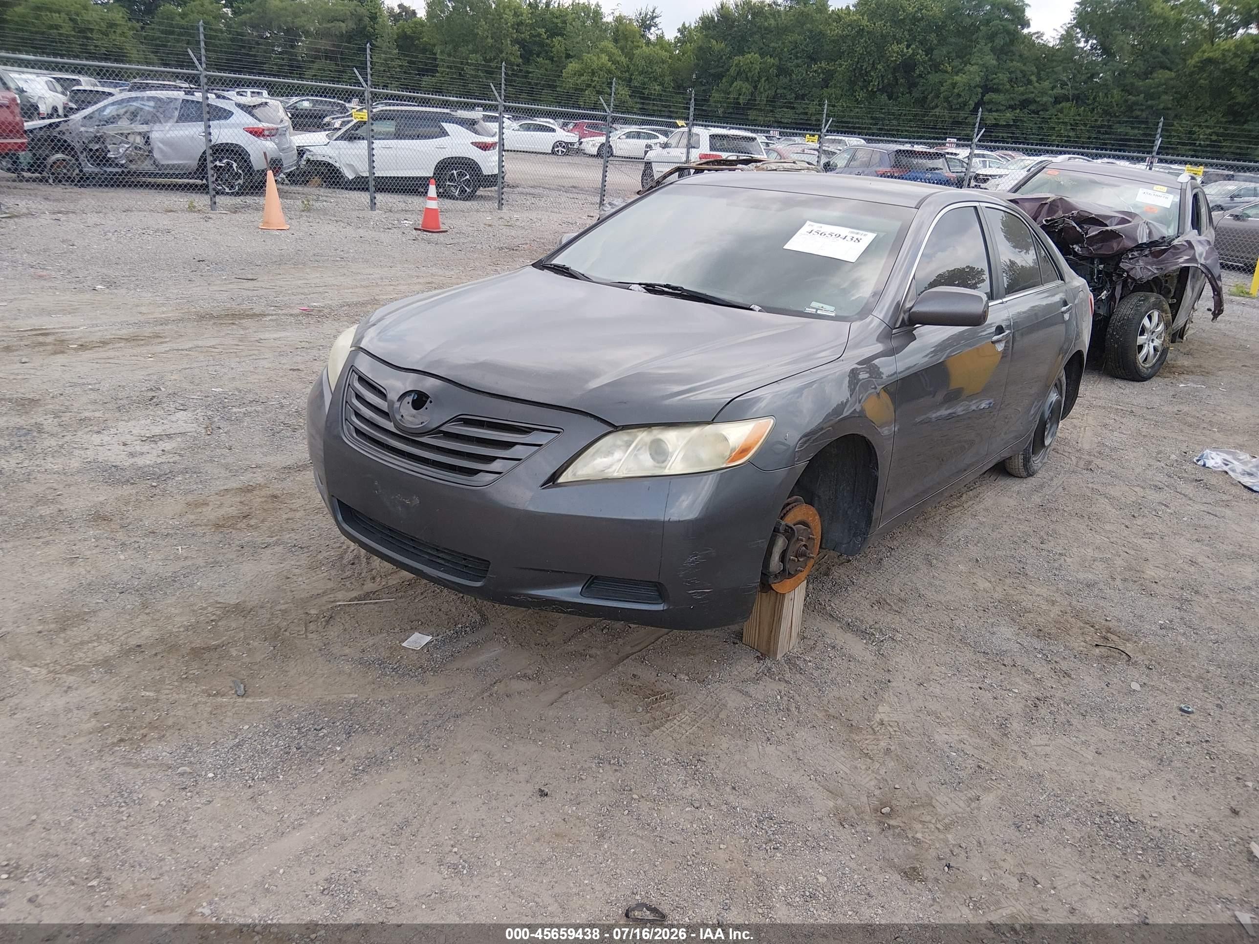 2007 Toyota Camry Le Gray vin: 4T1BE46K77U656270