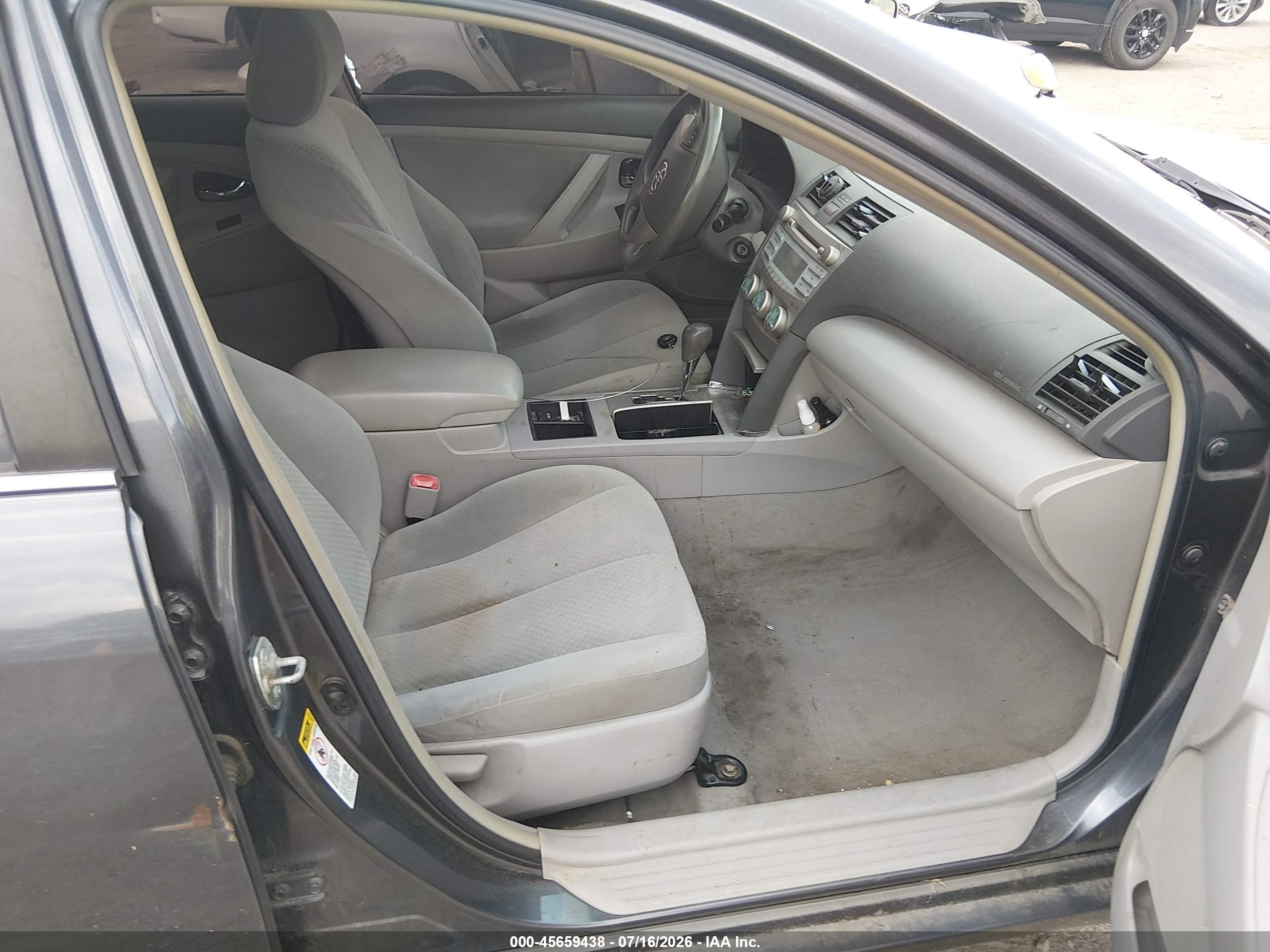 2007 Toyota Camry Le Gray vin: 4T1BE46K77U656270