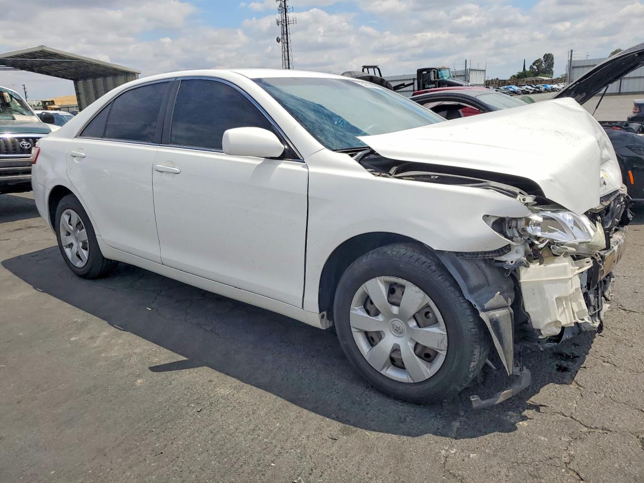 2007 Toyota Camry Le White vin: 4T1BE46K77U660643
