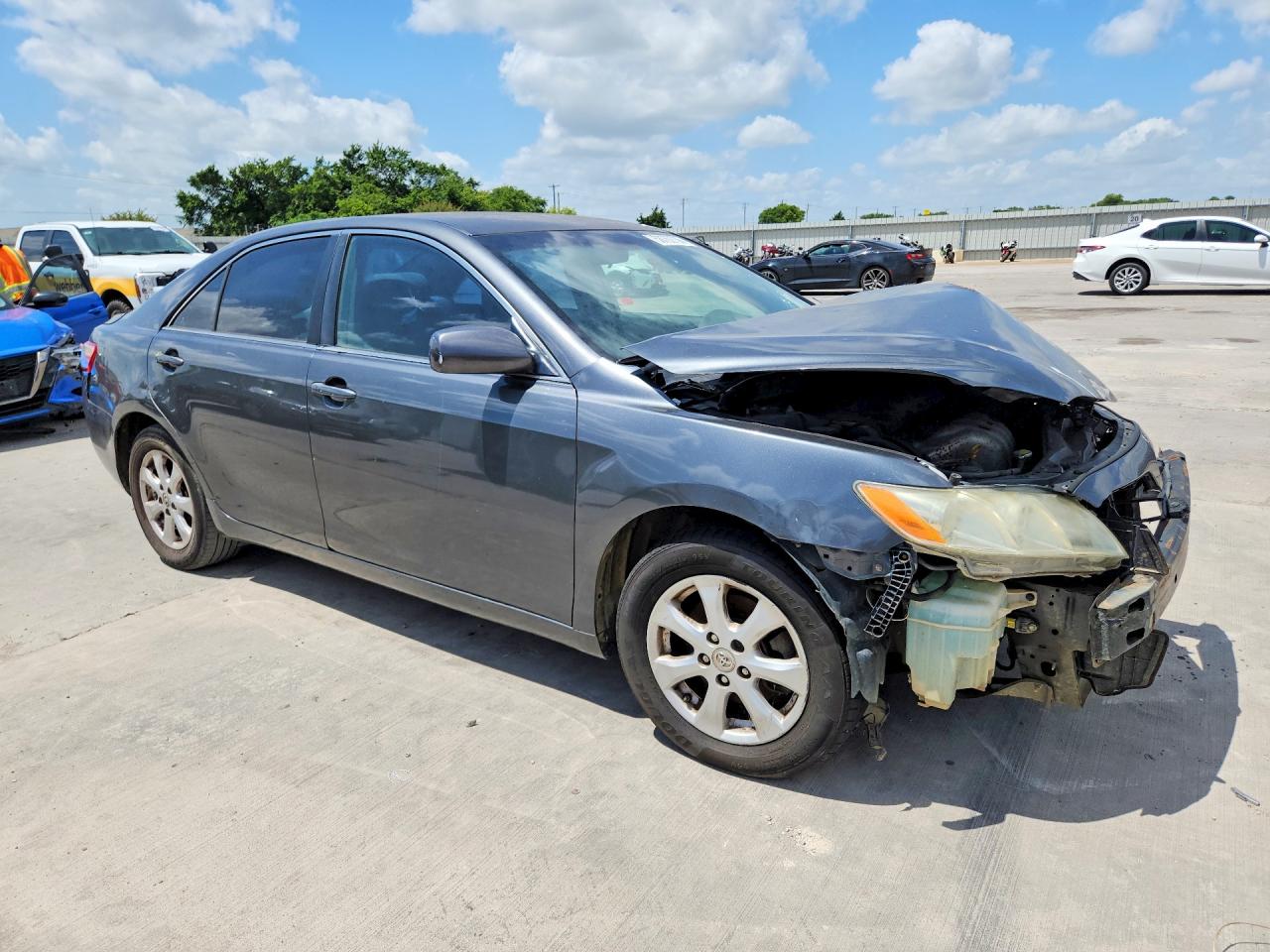 2007 Toyota Camry Le Gray vin: 4T1BE46K77U687499