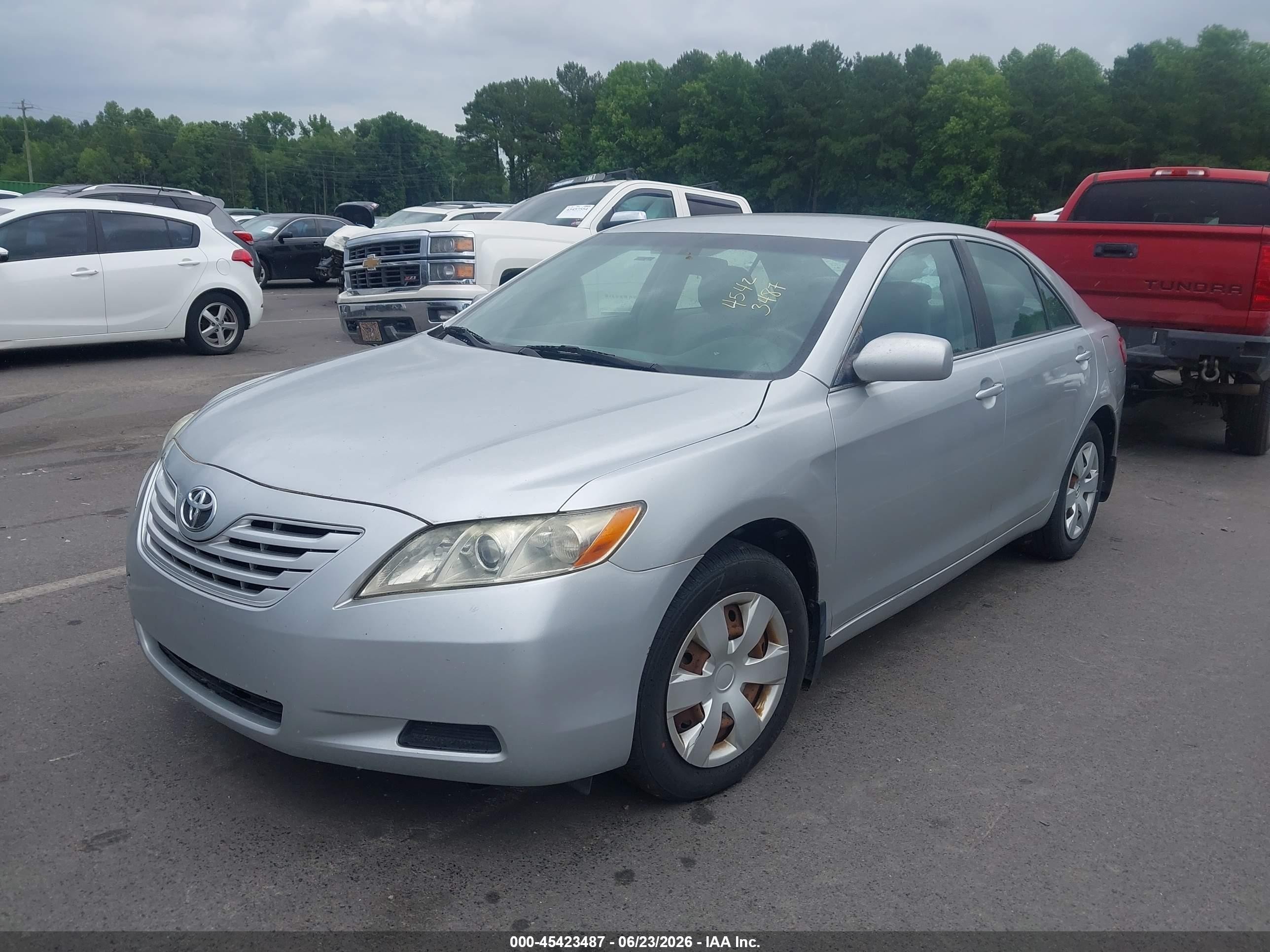 2007 Toyota Camry Le Silver vin: 4T1BE46K77U695523
