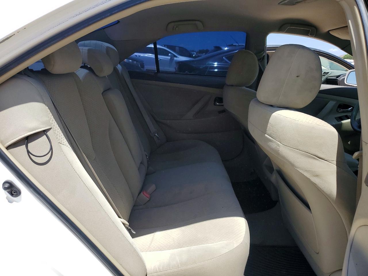 2007 Toyota Camry Le White vin: 4T1BE46K77U712241