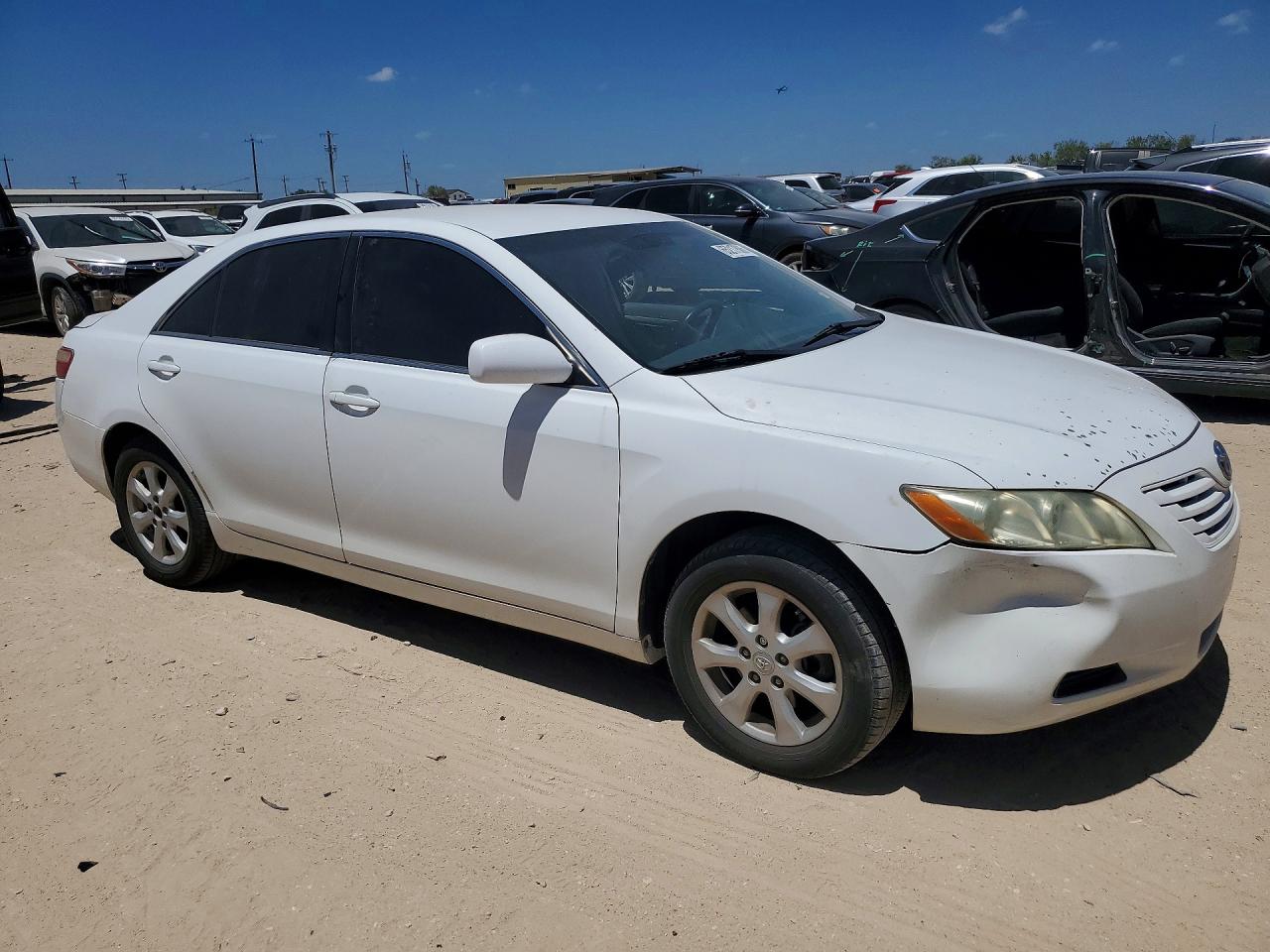 2007 Toyota Camry Le White vin: 4T1BE46K77U712241