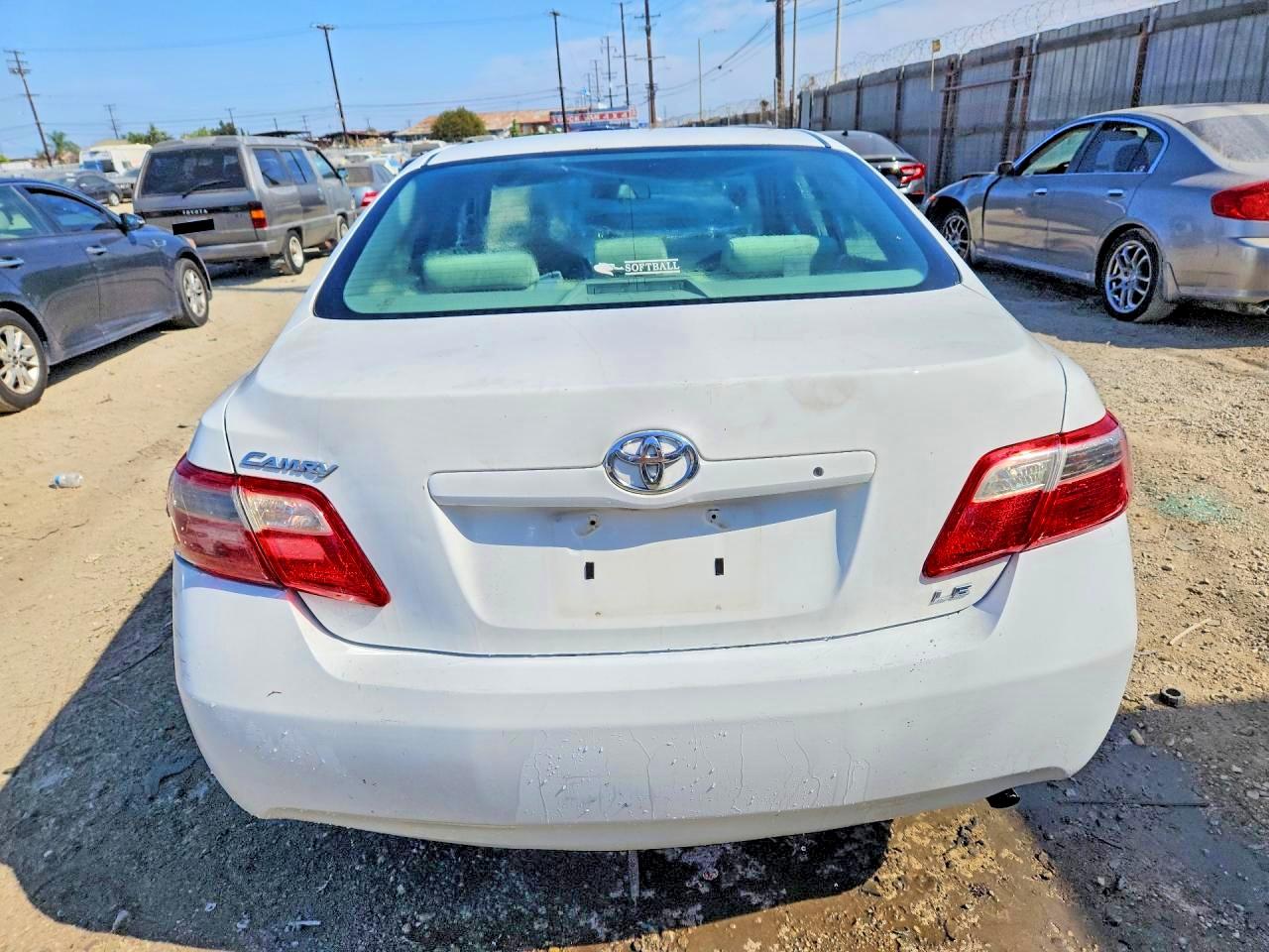 2007 Toyota Camry Le White vin: 4T1BE46K77U719478